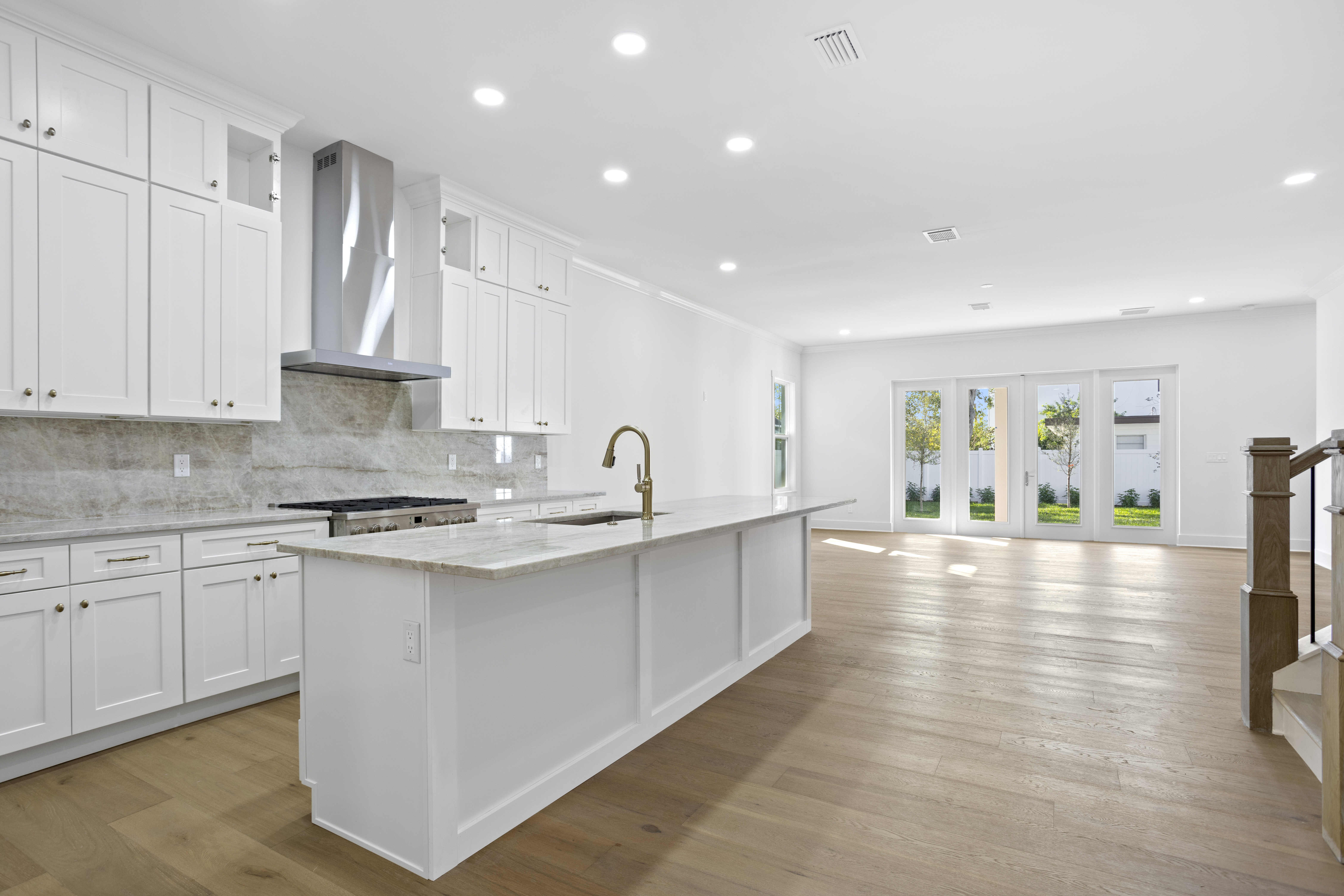 Tampa, Florida, 33611, United States, 4 Bedrooms Bedrooms, ,3 BathroomsBathrooms,Residential,For Sale,1977449