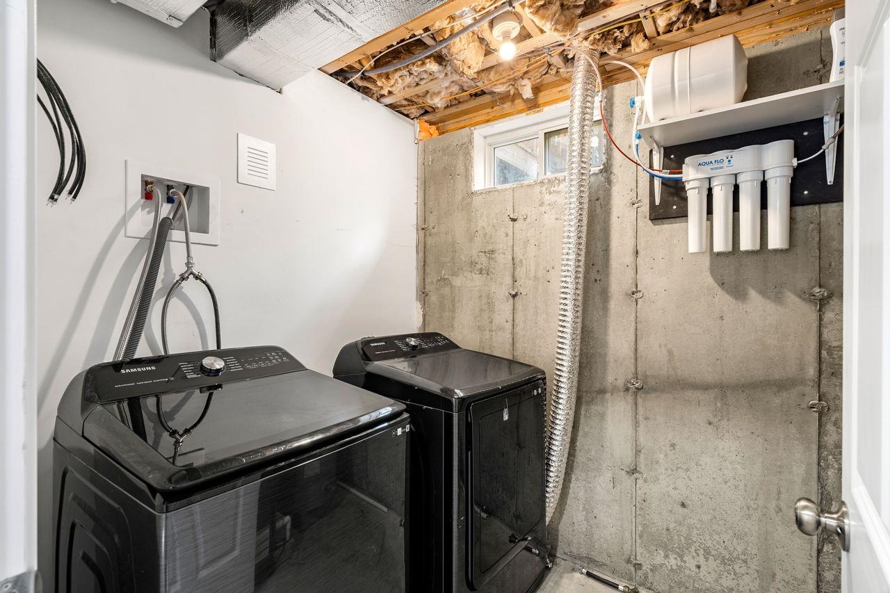 Mont Vernon, New Hampshire, 03057, United States, 3 Bedrooms Bedrooms, ,1 BathroomBathrooms,Residential,For Sale,1998369