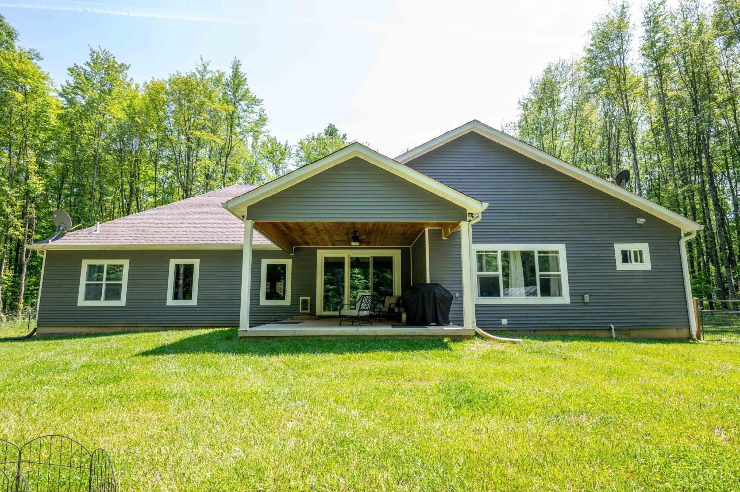 Tate Twp, Ohio, 45106, United States, 3 Bedrooms Bedrooms, ,2 BathroomsBathrooms,Residential,For Sale,1923237