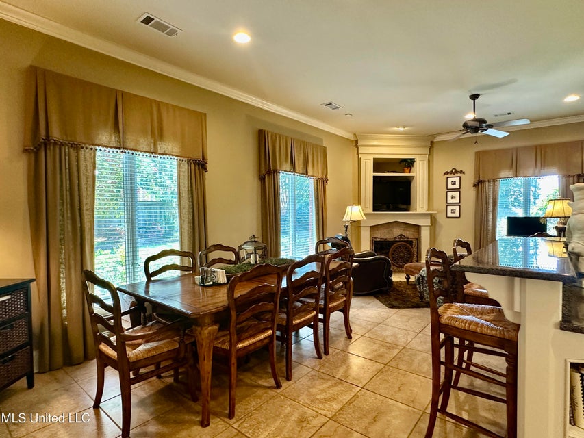 Clinton, Mississippi, 39056, United States, 5 Bedrooms Bedrooms, ,3 BathroomsBathrooms,Residential,For Sale,1904228