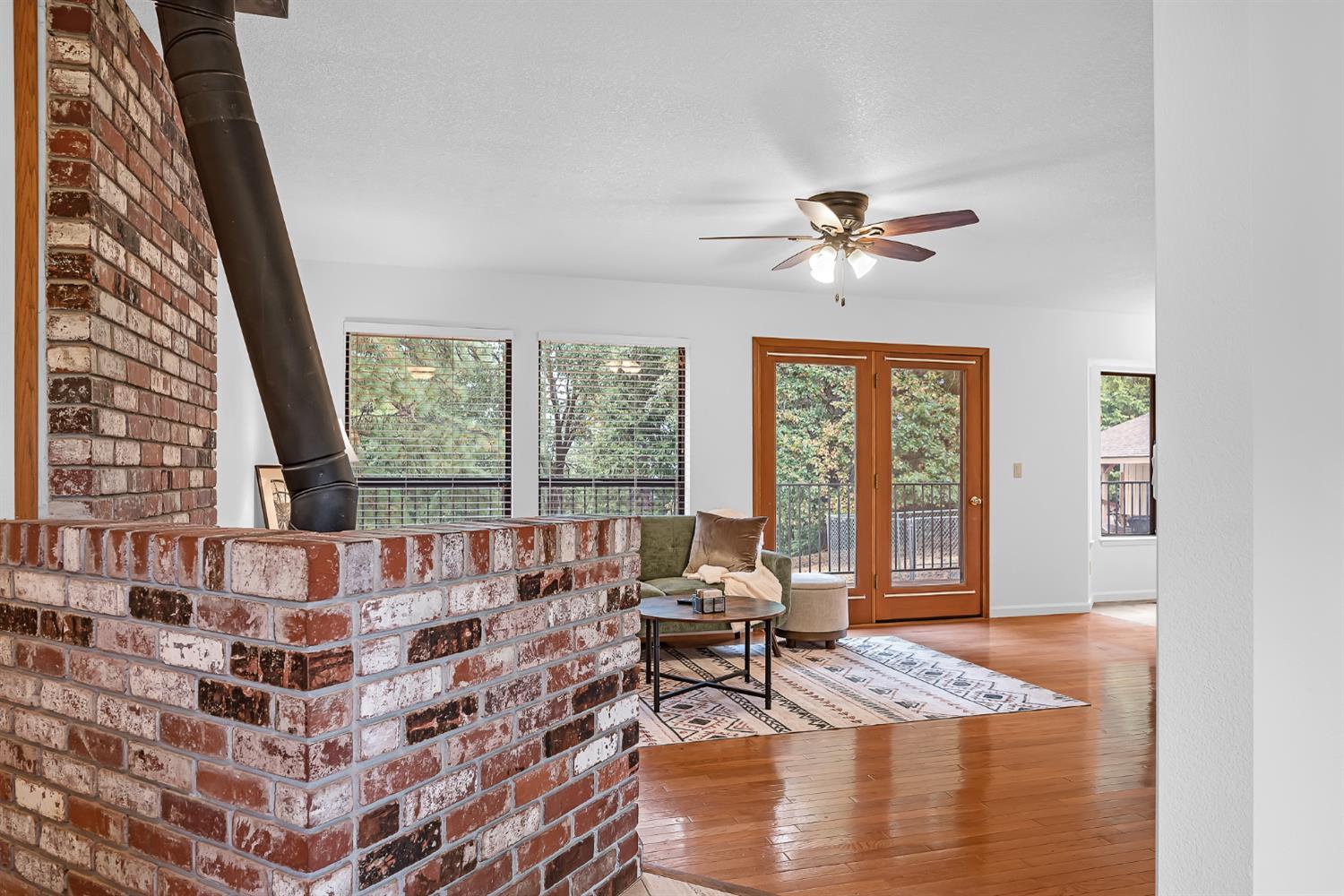 Camino, California, 95709, United States, 4 Bedrooms Bedrooms, ,2 BathroomsBathrooms,Residential,For Sale,1981302