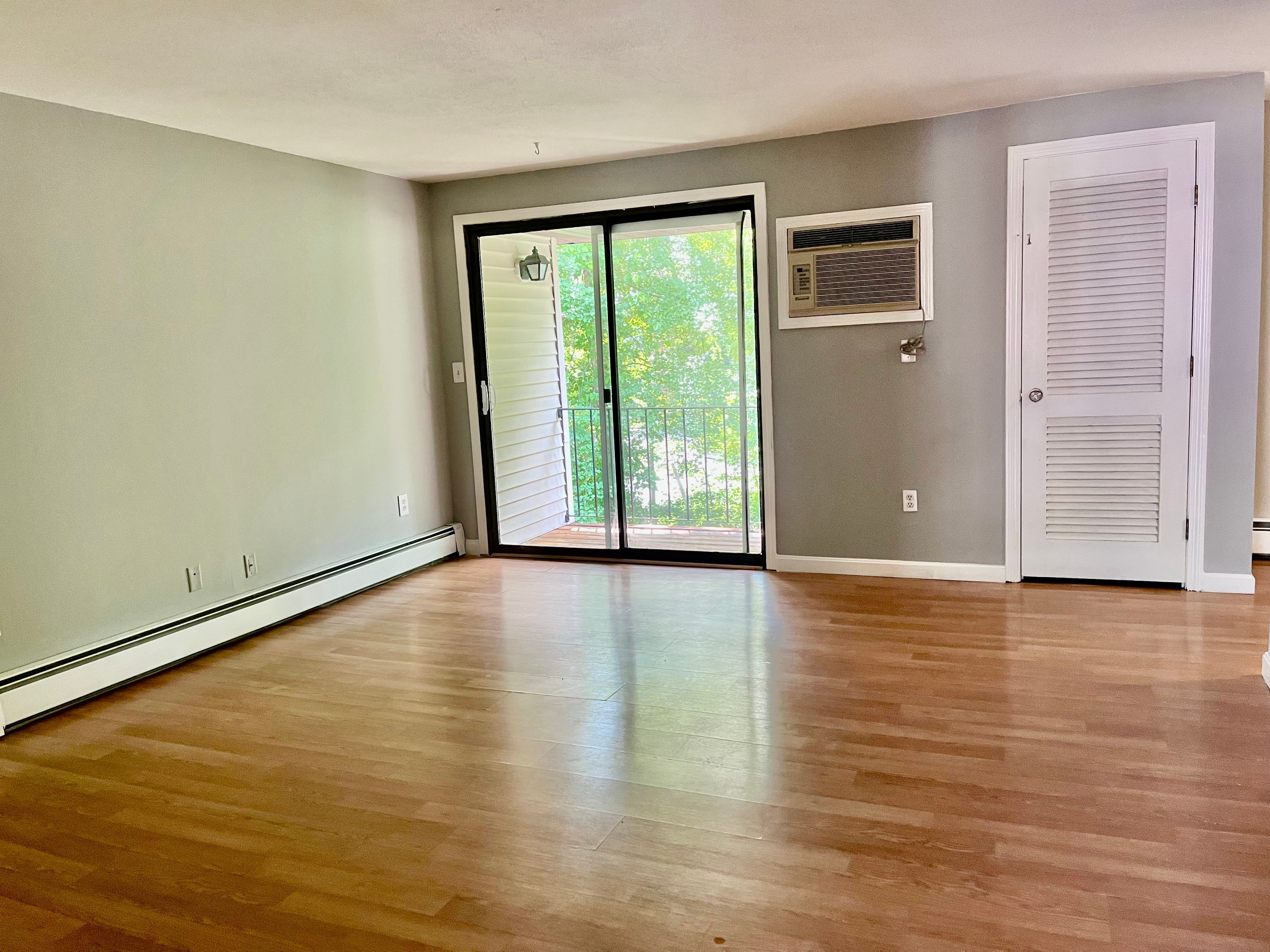  1600 Skyline Drive, Unit 6, Lowell, MA, 01854 - 物件實景