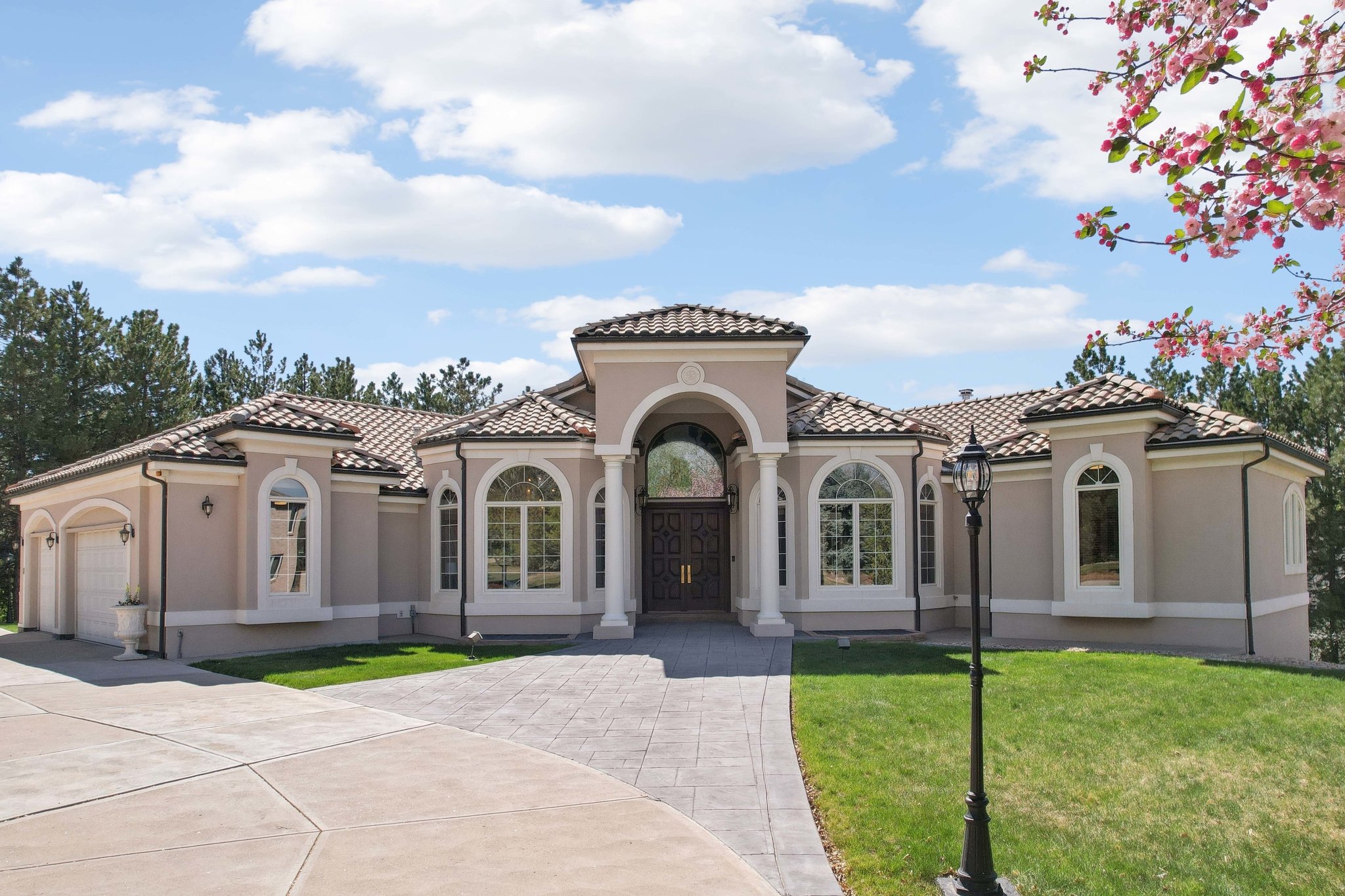 Cherry Hills Village, Colorado, 80111, United States, 5 Bedrooms Bedrooms, ,6 BathroomsBathrooms,Residential,For Sale,1798264