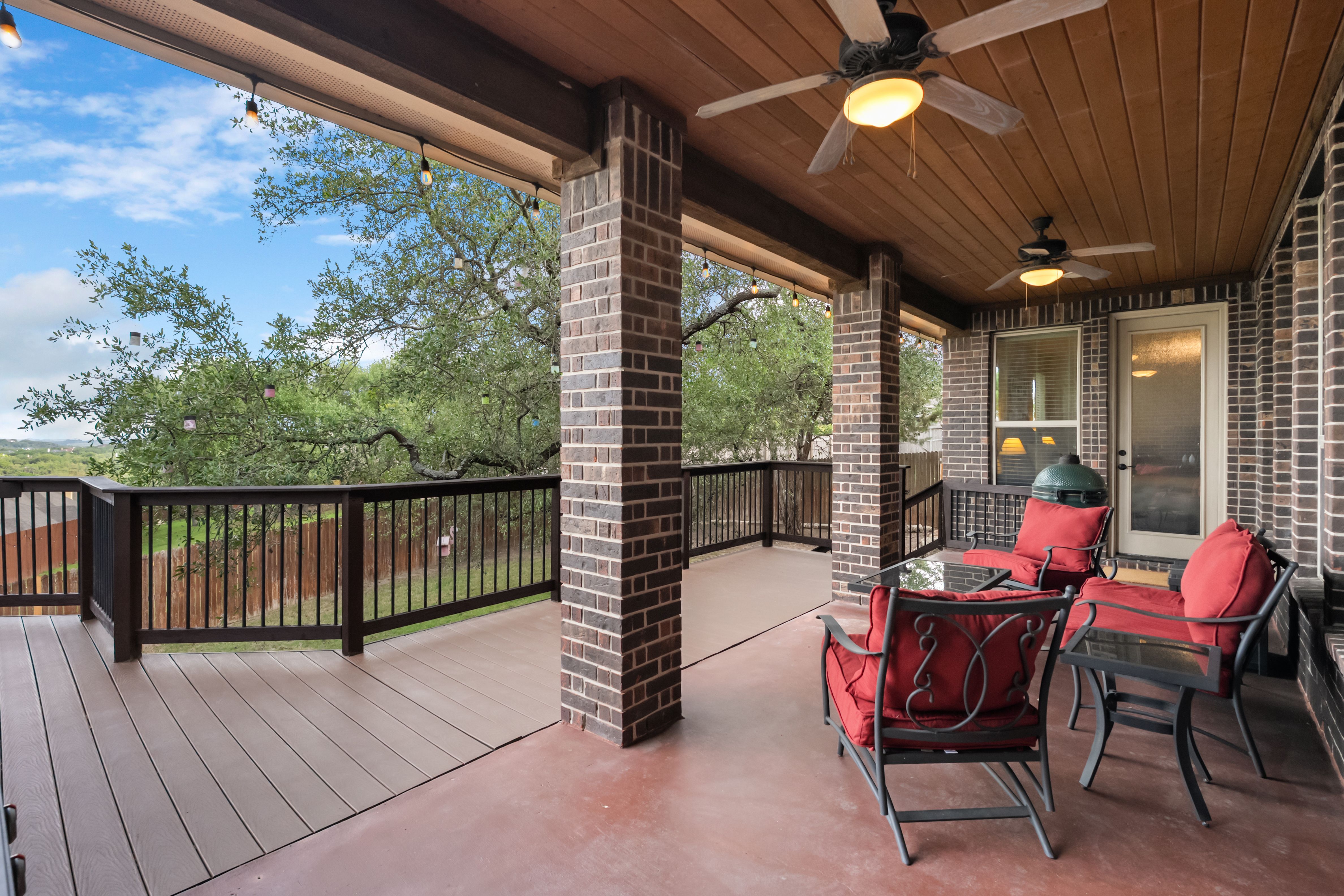  Thoughtfully Designed with Exceptional Floor Plan - 物件實景