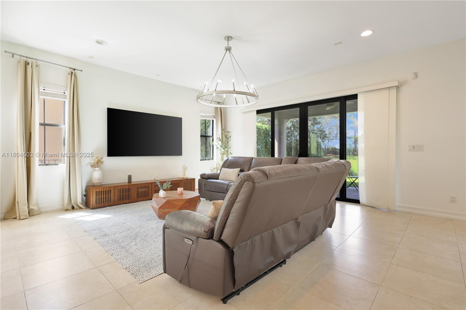 Parkland, Florida, 33076, United States, 5 Bedrooms Bedrooms, ,5 BathroomsBathrooms,Residential,For Sale,1827024