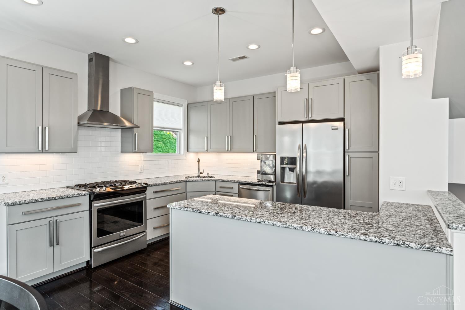 Cincinnati, Ohio, 45202, United States, 3 Bedrooms Bedrooms, ,4 BathroomsBathrooms,Residential,For Sale,1968931