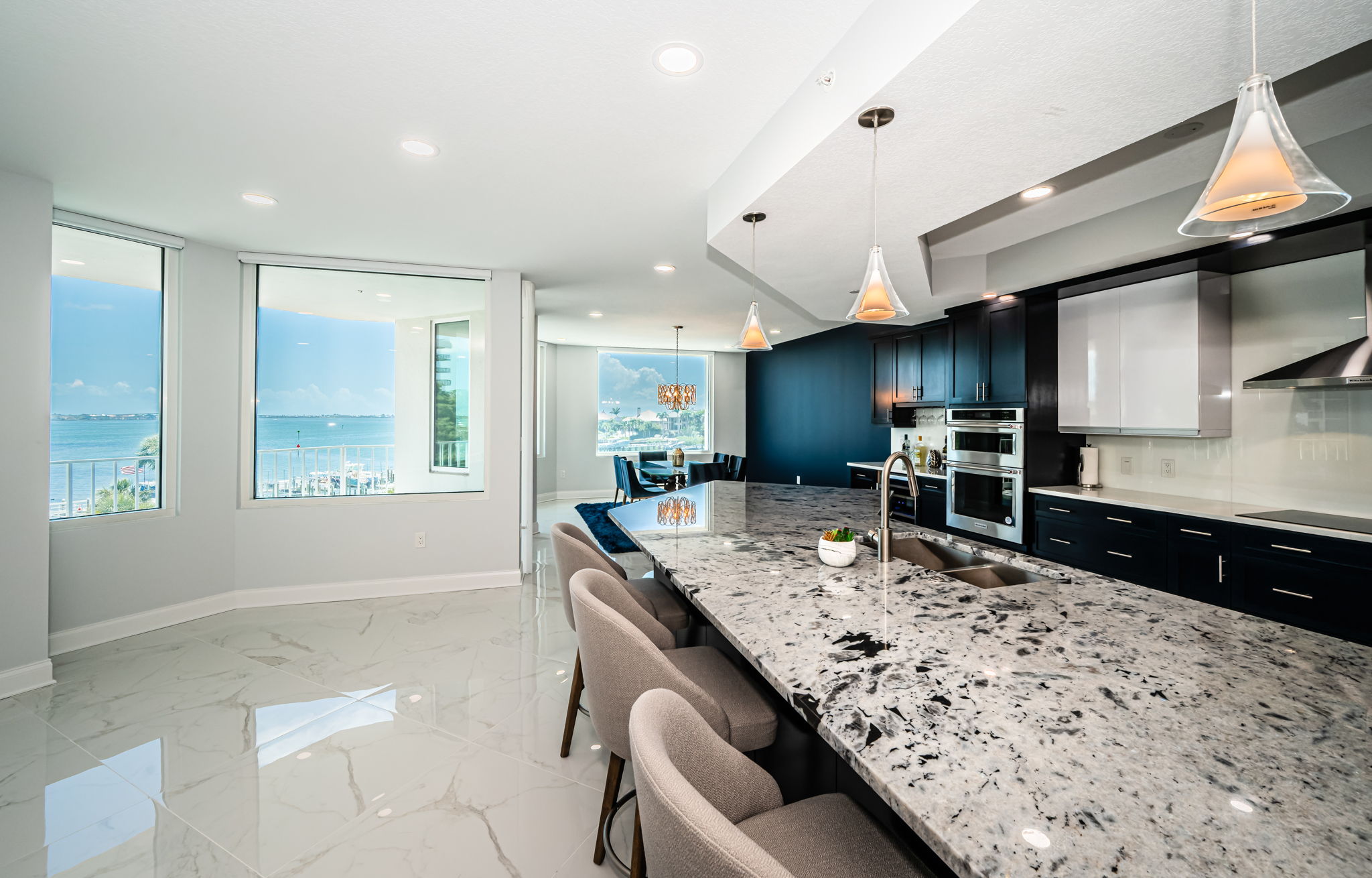 Belleair, Florida, 33756, United States, 2 Bedrooms Bedrooms, ,3 BathroomsBathrooms,Residential,For Sale,1979056