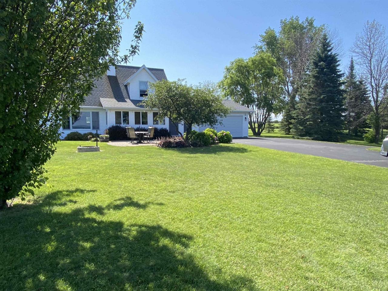 Brussels, Wisconsin, 54204, United States, 4 Bedrooms Bedrooms, ,3 BathroomsBathrooms,Residential,For Sale,1837753
