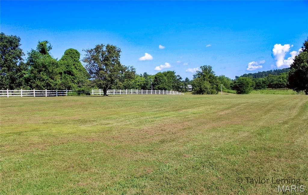 Cape Girardeau, Missouri, 63701, United States, 4 Bedrooms Bedrooms, ,3 BathroomsBathrooms,Residential,For Sale,1974891