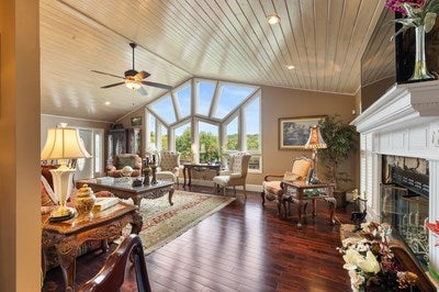 Young Harris, Georgia, 30582, United States, 2 Bedrooms Bedrooms, ,3 BathroomsBathrooms,Residential,For Sale,1940477