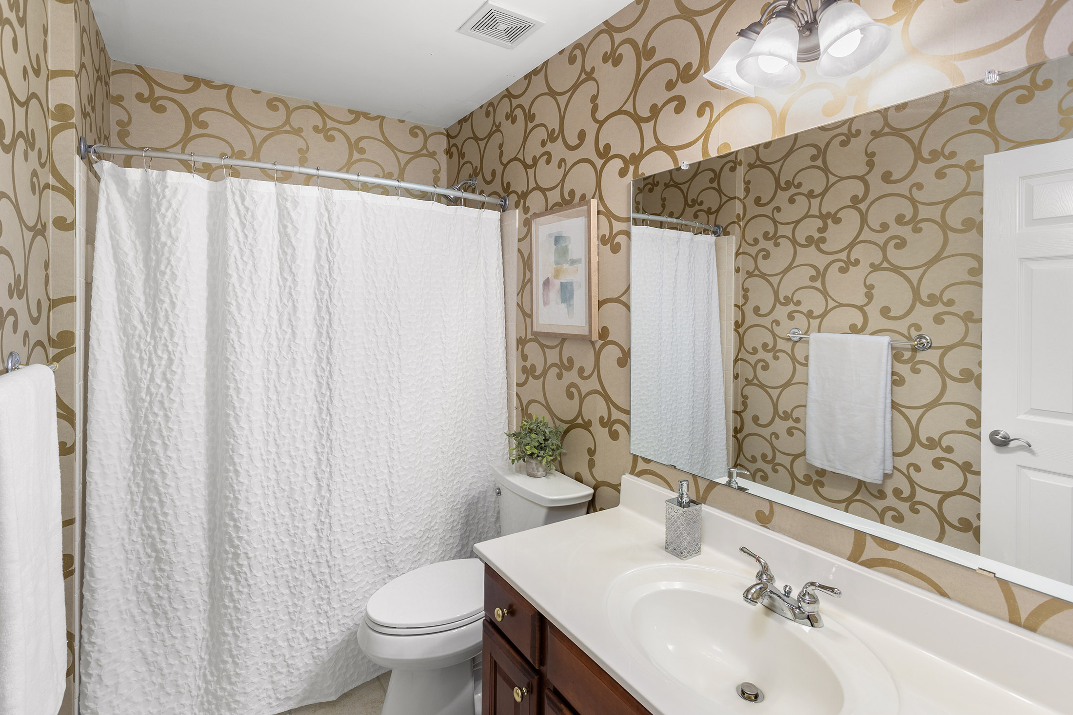  Gorgeous, Move-in Ready Home in Amenity-rich Heron Bay - 物件實景