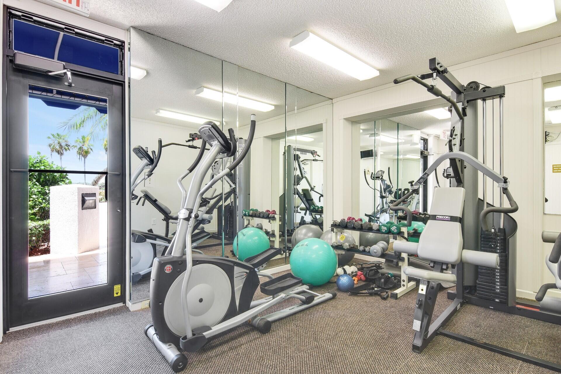 North Palm Beach, Florida, 33408, United States, 2 Bedrooms Bedrooms, ,2 BathroomsBathrooms,Residential,For Sale,1940741