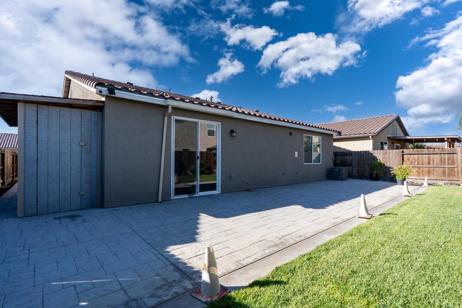 Los Banos, California, 93635, United States, 4 Bedrooms Bedrooms, ,3 BathroomsBathrooms,Residential,For Sale,1974667