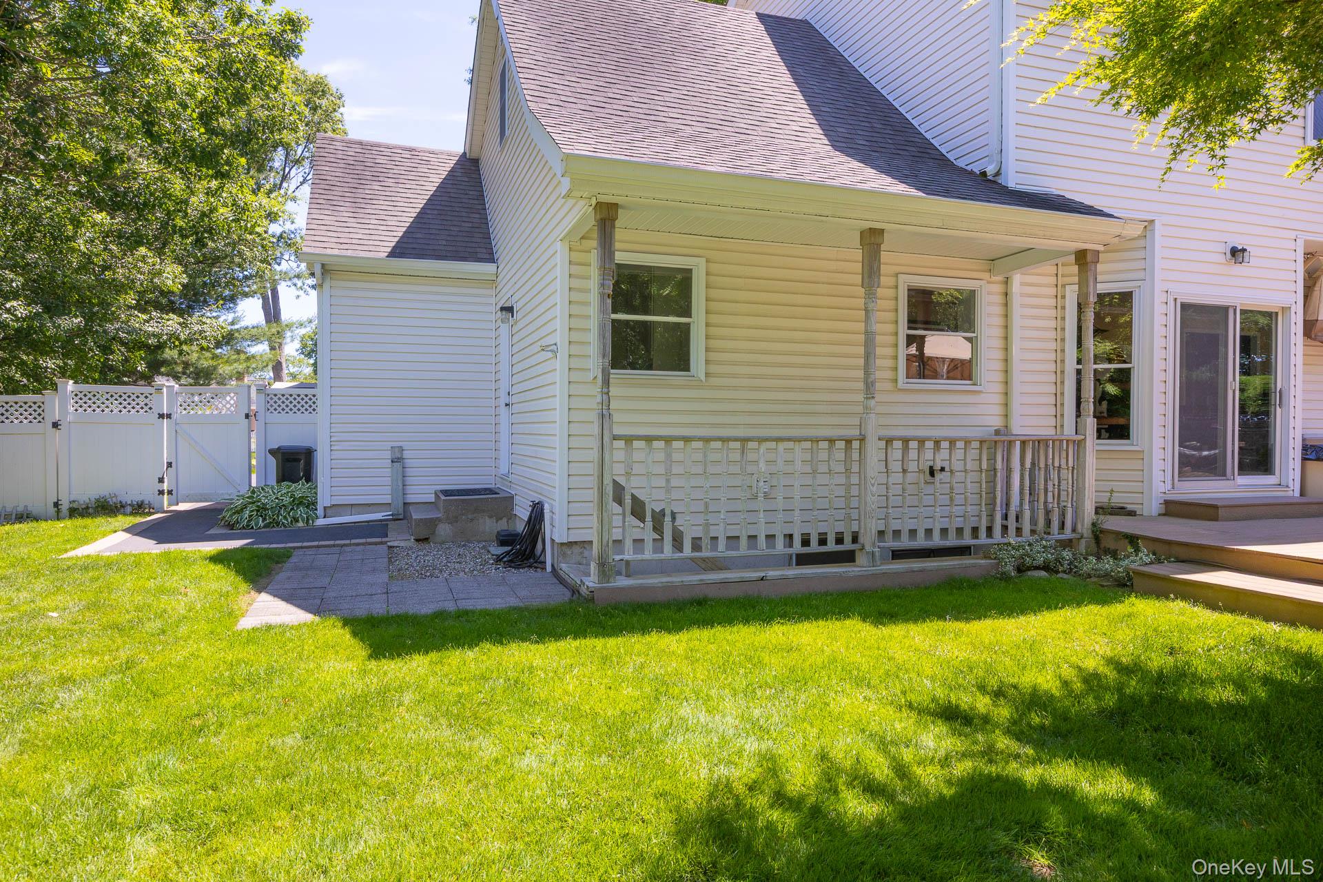  17 Dorfer Lane, Nesconset, NY, 11767 - 物件實景