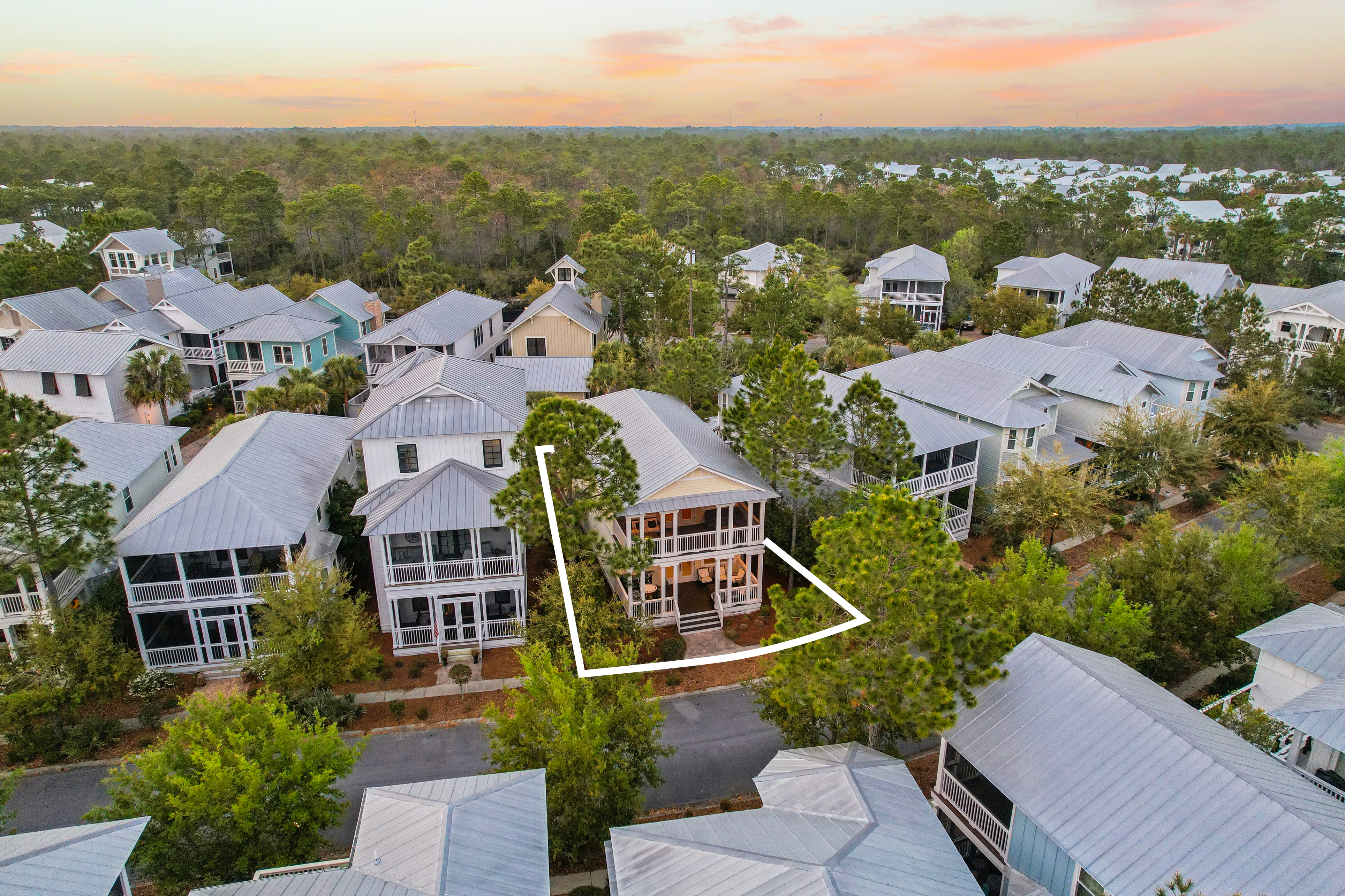  Turnkey Seagrove Retreat with Two Owner