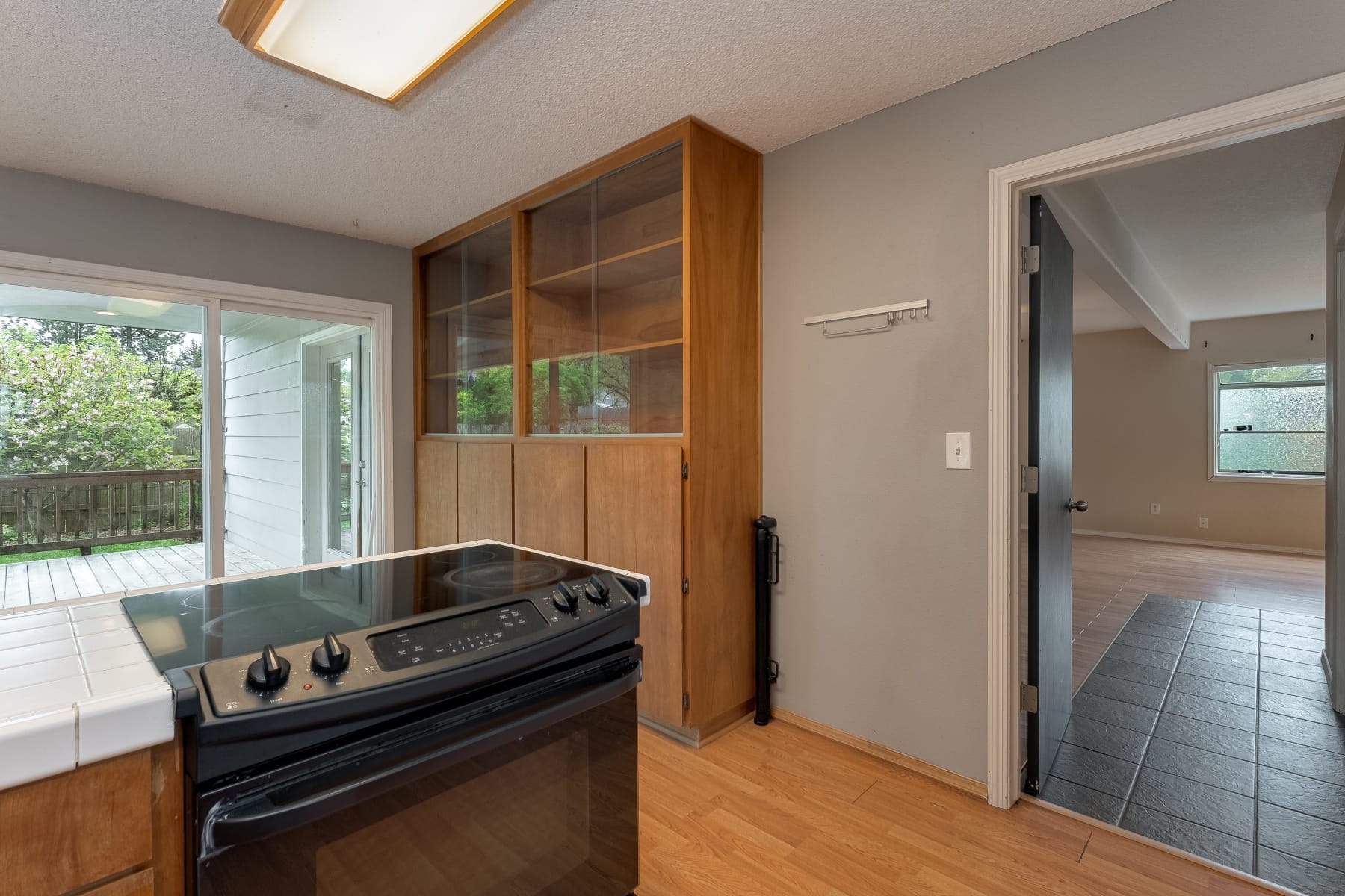  2024 NE POYNTER ST Hillsboro, OR 97124 - 物件實景