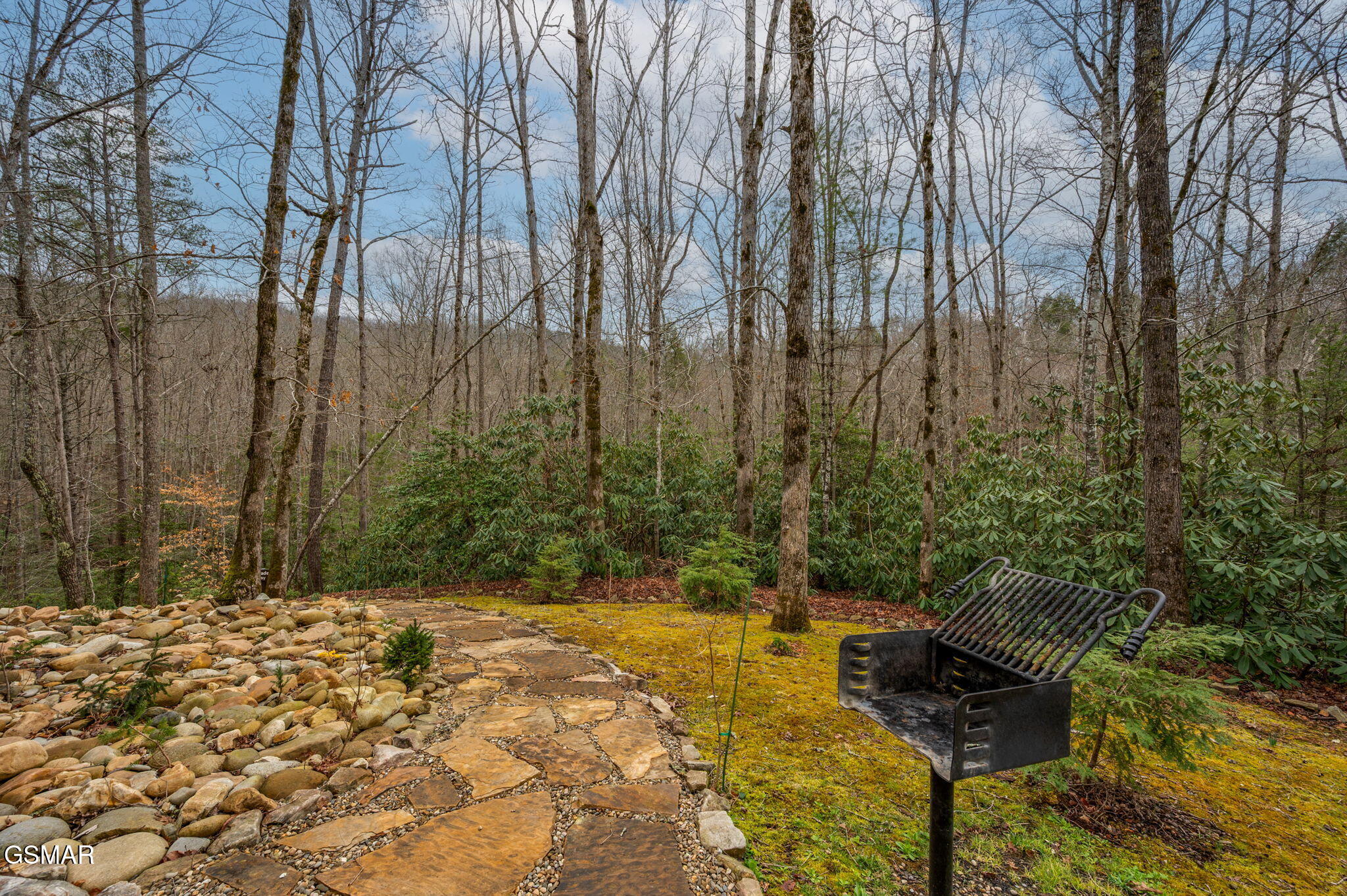 Walland, Tennessee, 37886, United States, 3 Bedrooms Bedrooms, ,4 BathroomsBathrooms,Residential,For Sale,1915065