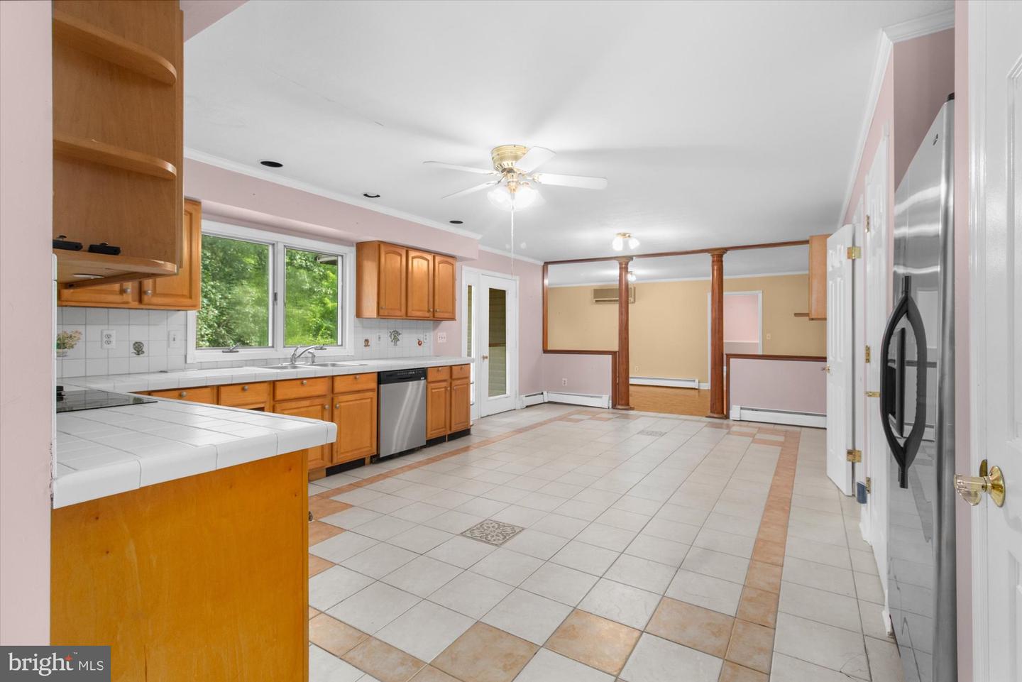 Lambertville, New Jersey, 08530, United States, 4 Bedrooms Bedrooms, ,3 BathroomsBathrooms,Residential,For Sale,1901390