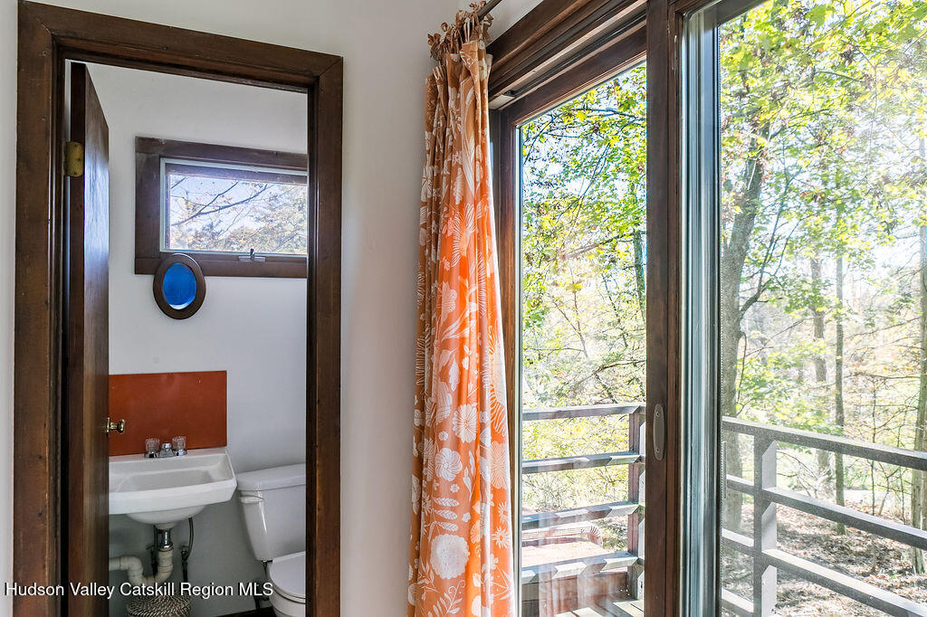 Woodstock, New York, 12498, United States, 2 Bedrooms Bedrooms, ,3 BathroomsBathrooms,Residential,For Sale,1965588