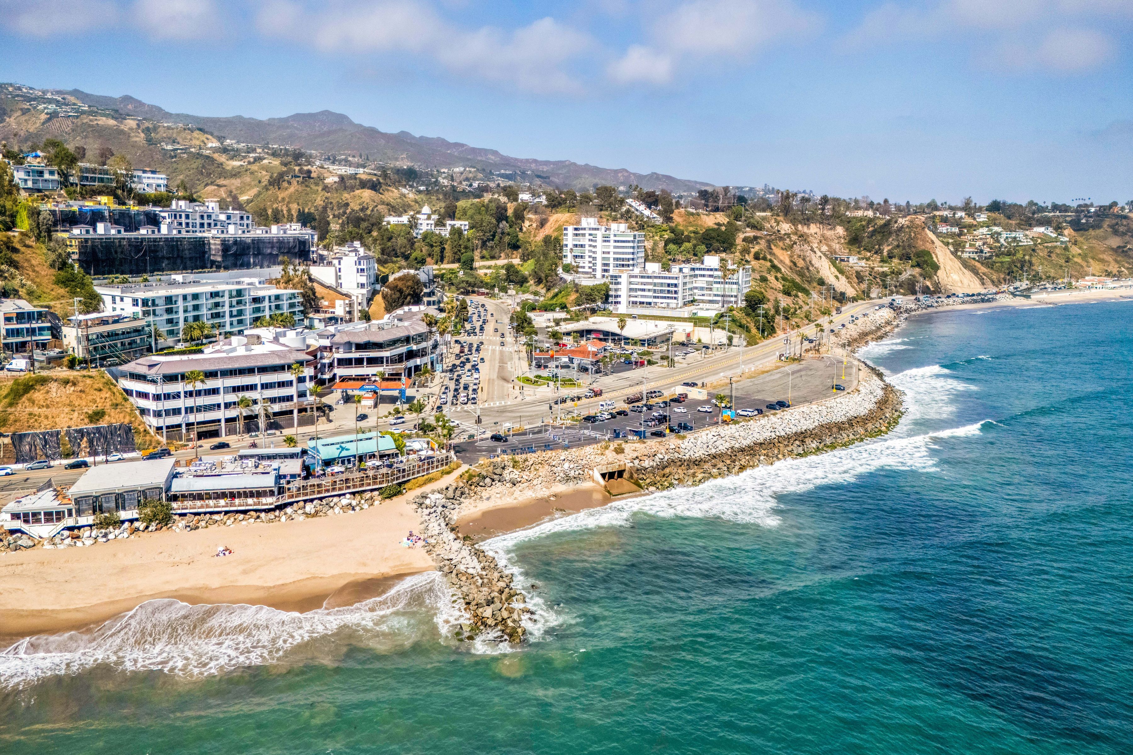  17352 W Sunset Blvd - 物件實景