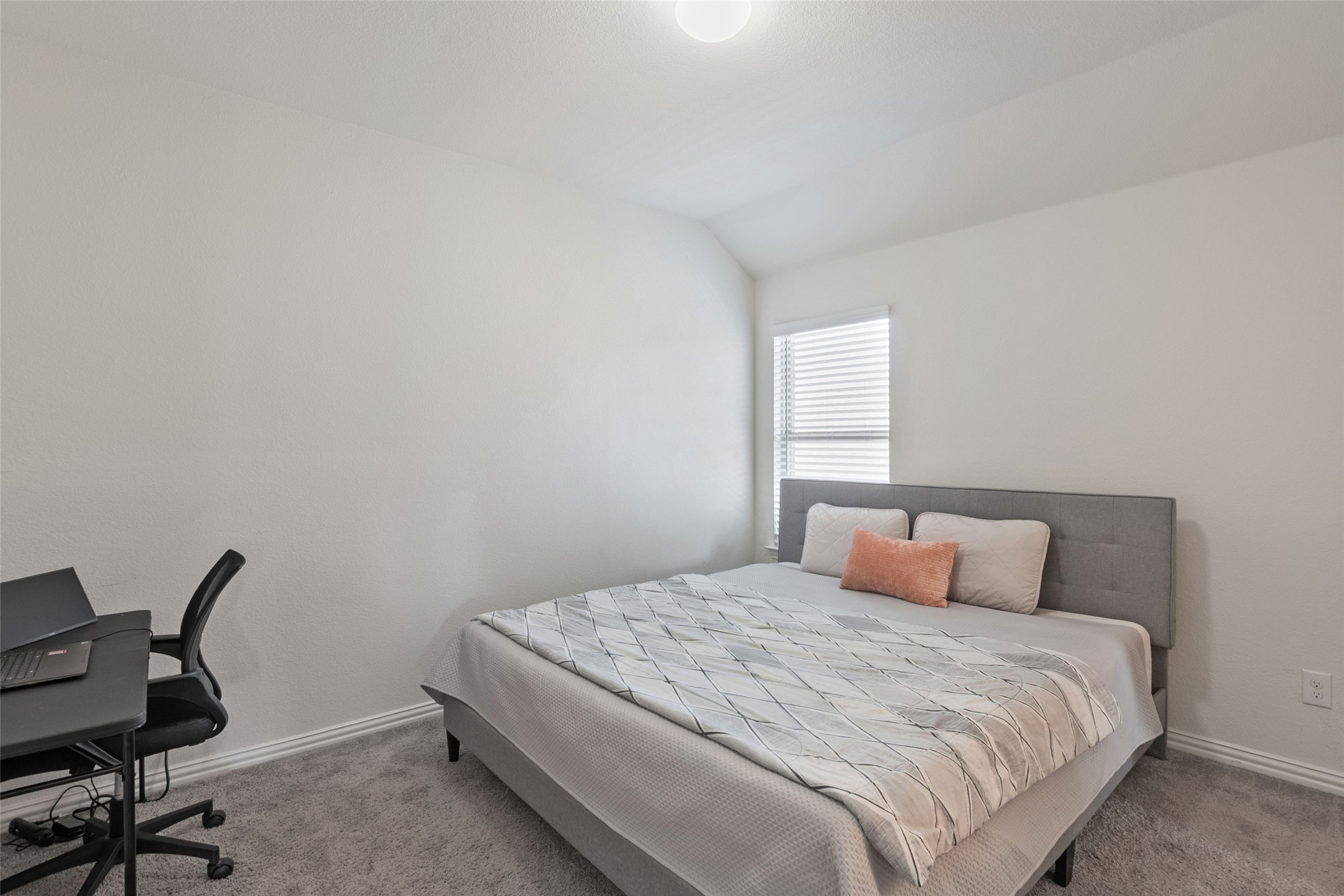 Little Elm, Texas, 75068, United States, 4 Bedrooms Bedrooms, ,4 BathroomsBathrooms,Residential,For Sale,1990975