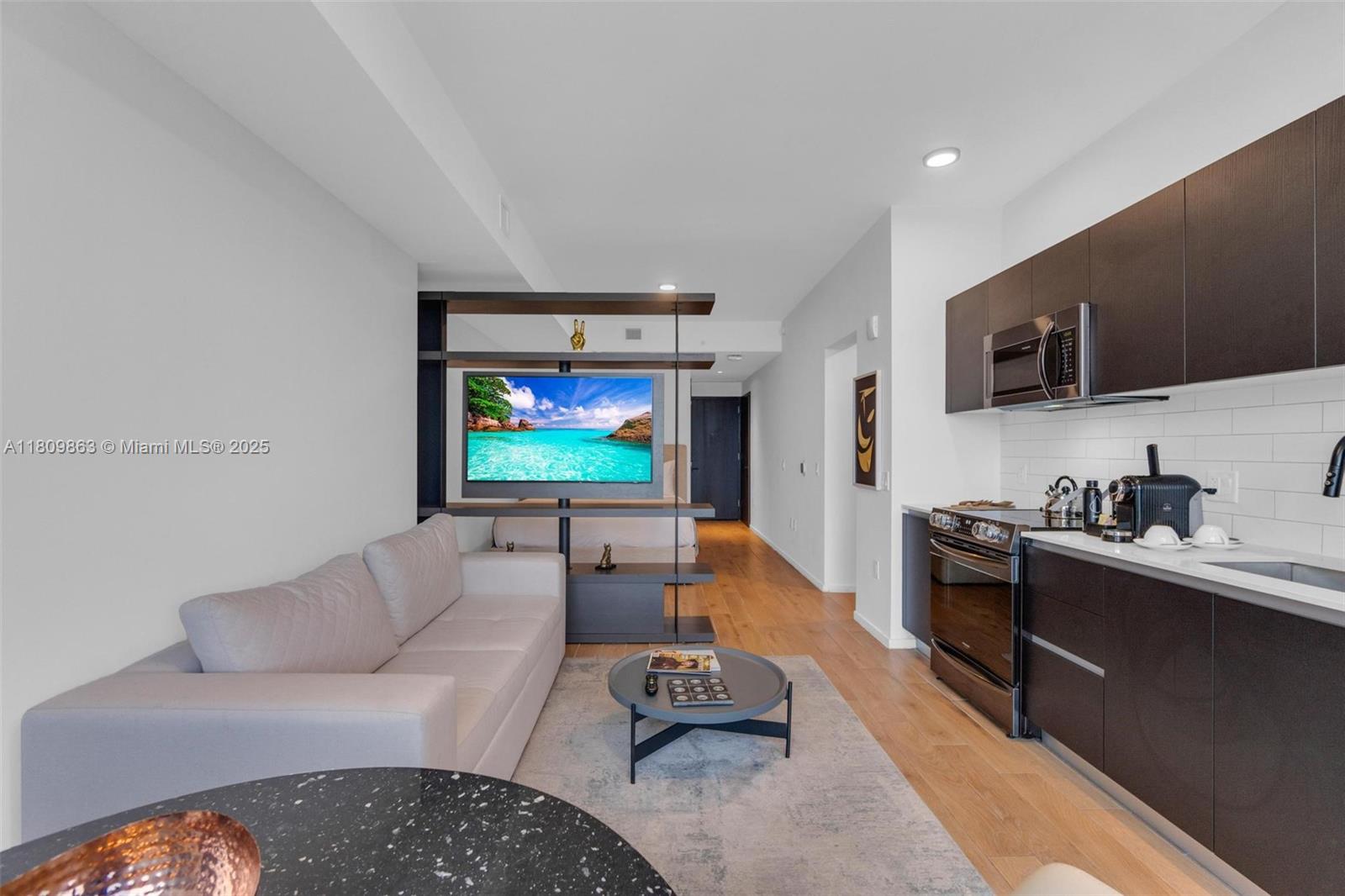 Miami, Florida, 33132, United States, ,1 BathroomBathrooms,Residential,For Sale,1837024