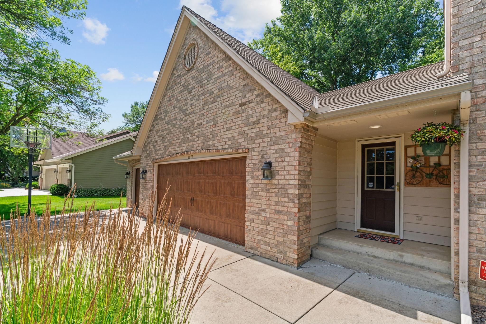 Eagan, Minnesota, 55123, United States, 4 Bedrooms Bedrooms, ,3 BathroomsBathrooms,Residential,For Sale,1905951