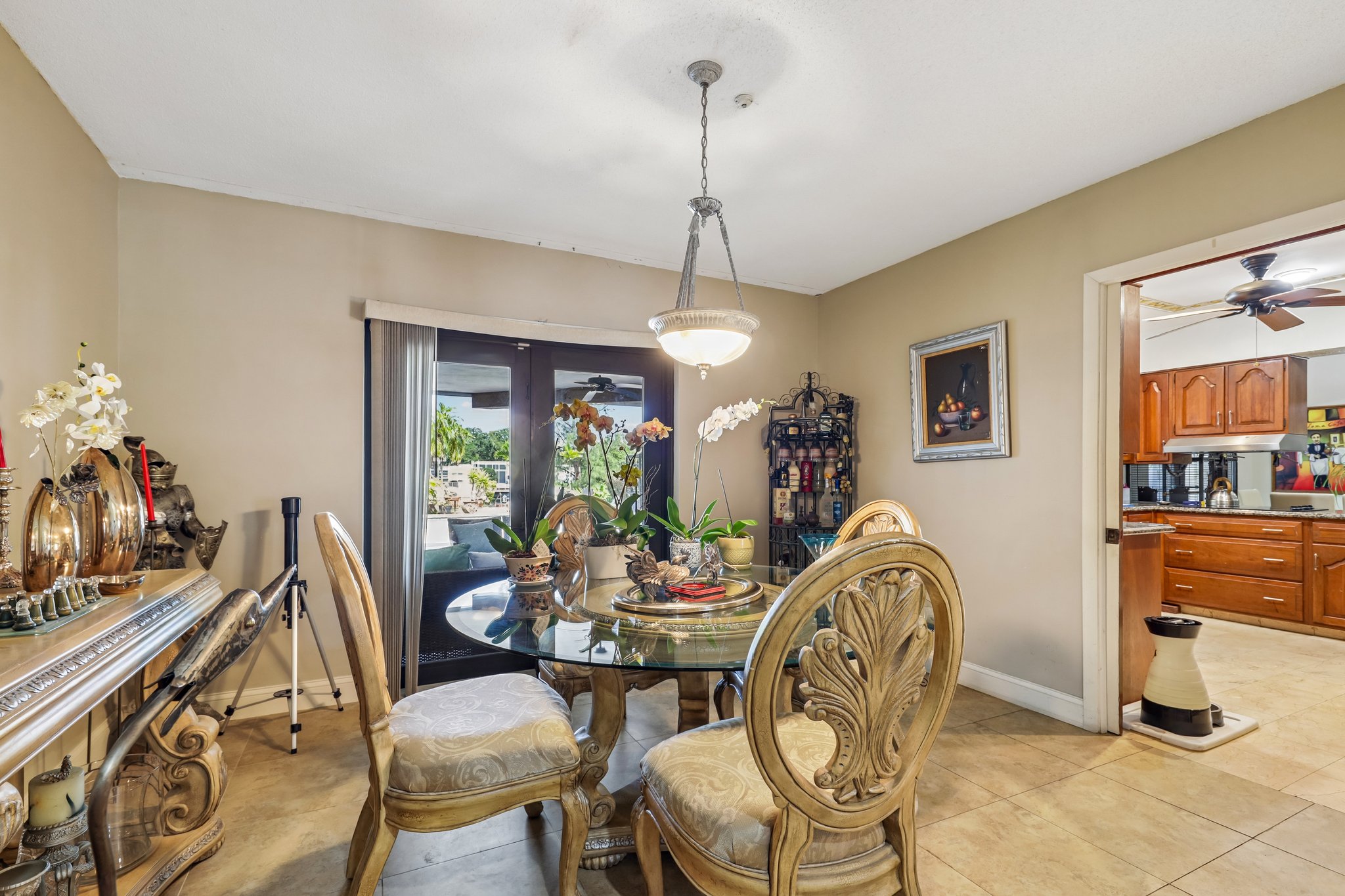  19805 NE 22nd Ave, Miami, FL, 33180 - 物件實景