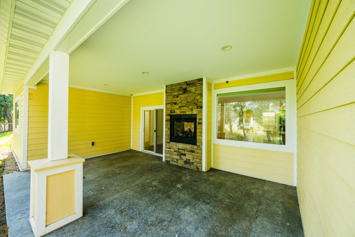 Sheridan, Wyoming, 82801, United States, 4 Bedrooms Bedrooms, ,3 BathroomsBathrooms,Residential,For Sale,1978363