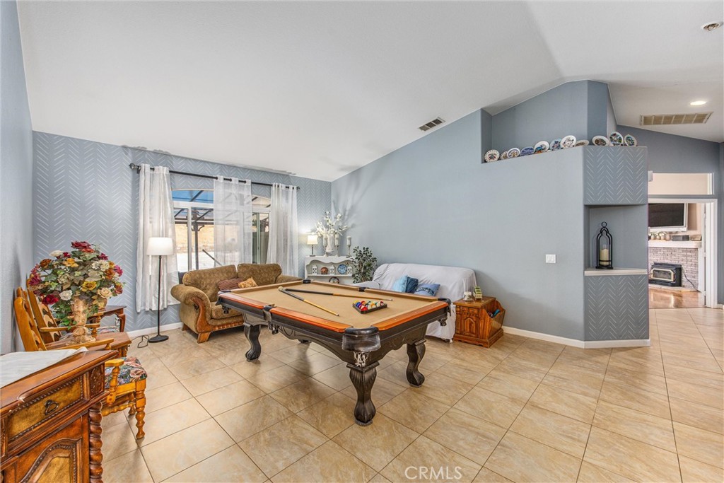 Apple Valley, California, 92307, United States, 5 Bedrooms Bedrooms, ,3 BathroomsBathrooms,Residential,For Sale,2049361