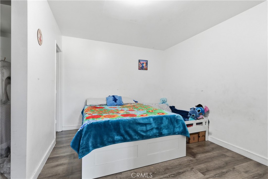 Los Angeles, California, 90063, United States, 5 Bedrooms Bedrooms, ,Residential,For Sale,2014763