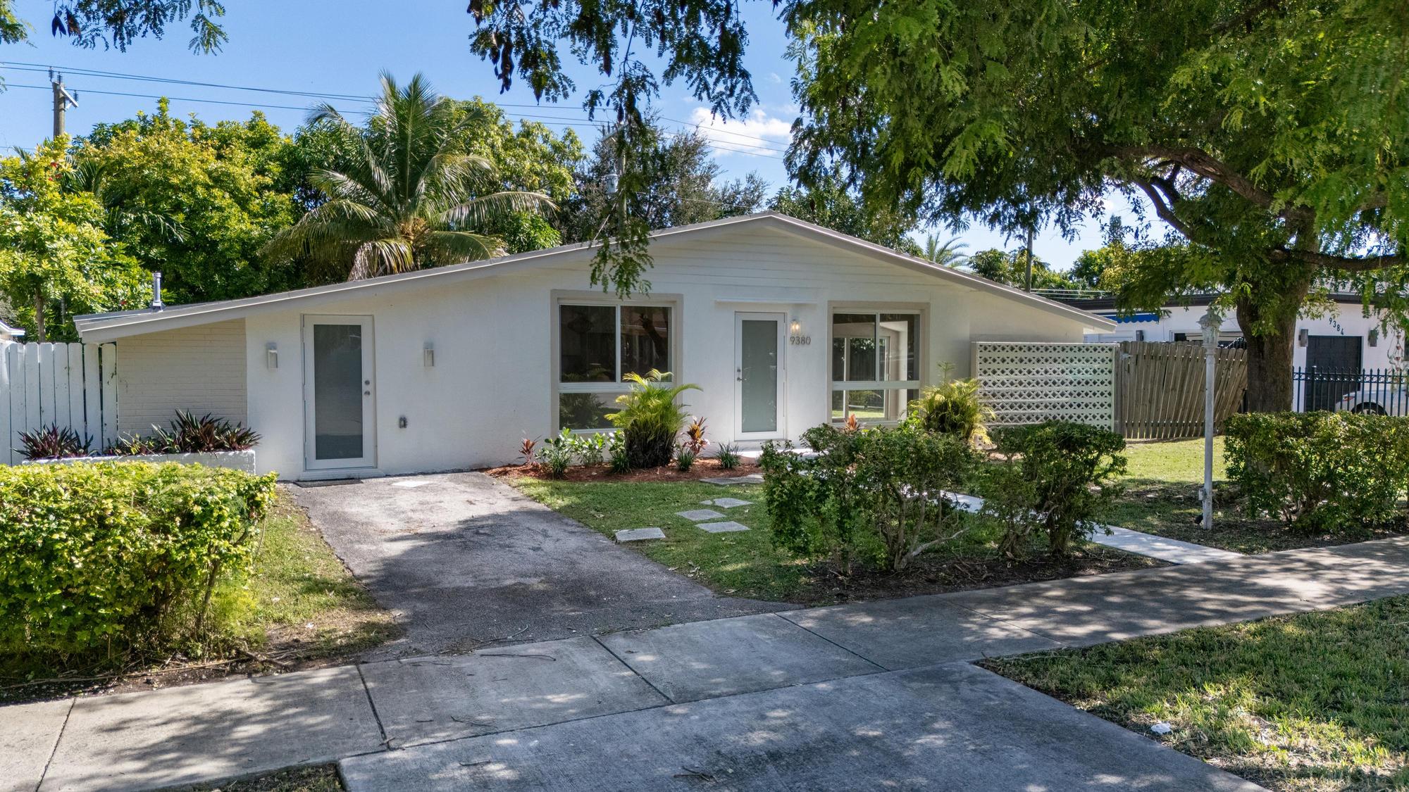 Cutler Bay, Florida, 33189, United States, 5 Bedrooms Bedrooms, ,2 BathroomsBathrooms,Residential,For Sale,1987060