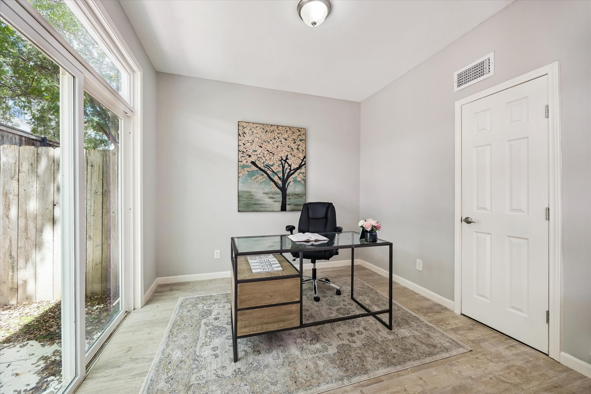  7483 Brompton Street - 物件實景