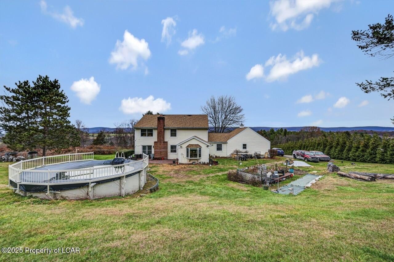 Sugarloaf, Pennsylvania, 18249, United States, 4 Bedrooms Bedrooms, ,3 BathroomsBathrooms,Residential,For Sale,1996756