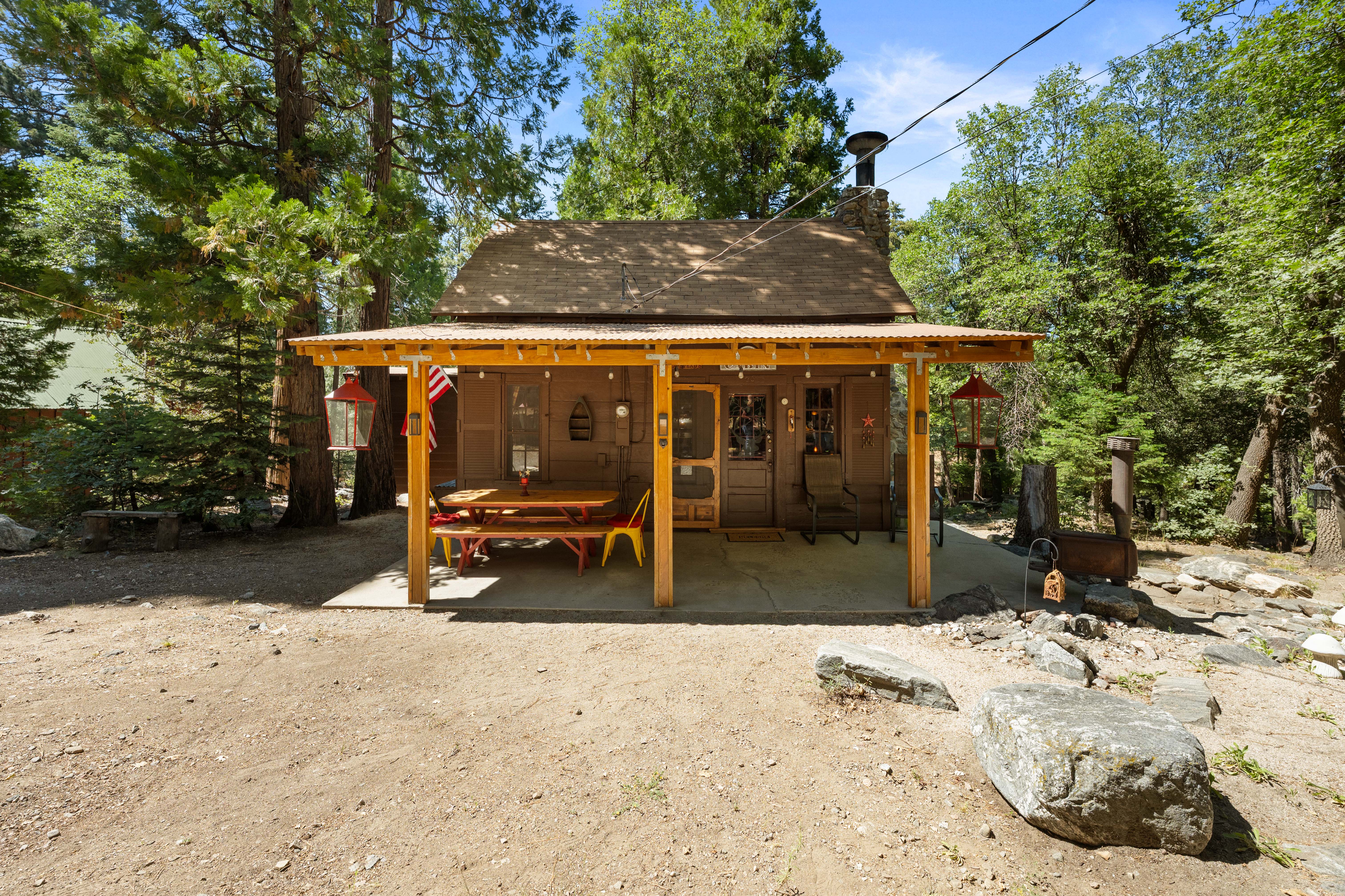  70 Barton Flats Road, Angelus Oaks, CA 92305 - 物件實景