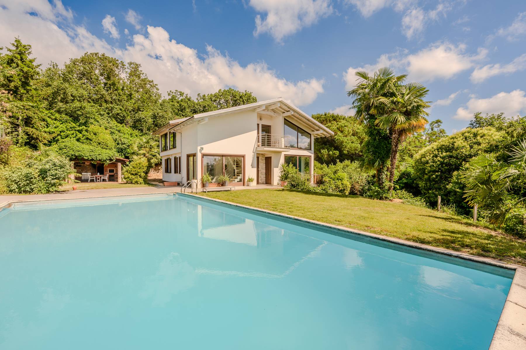  Contemporary villa with swimming pool and private park - 物件實景