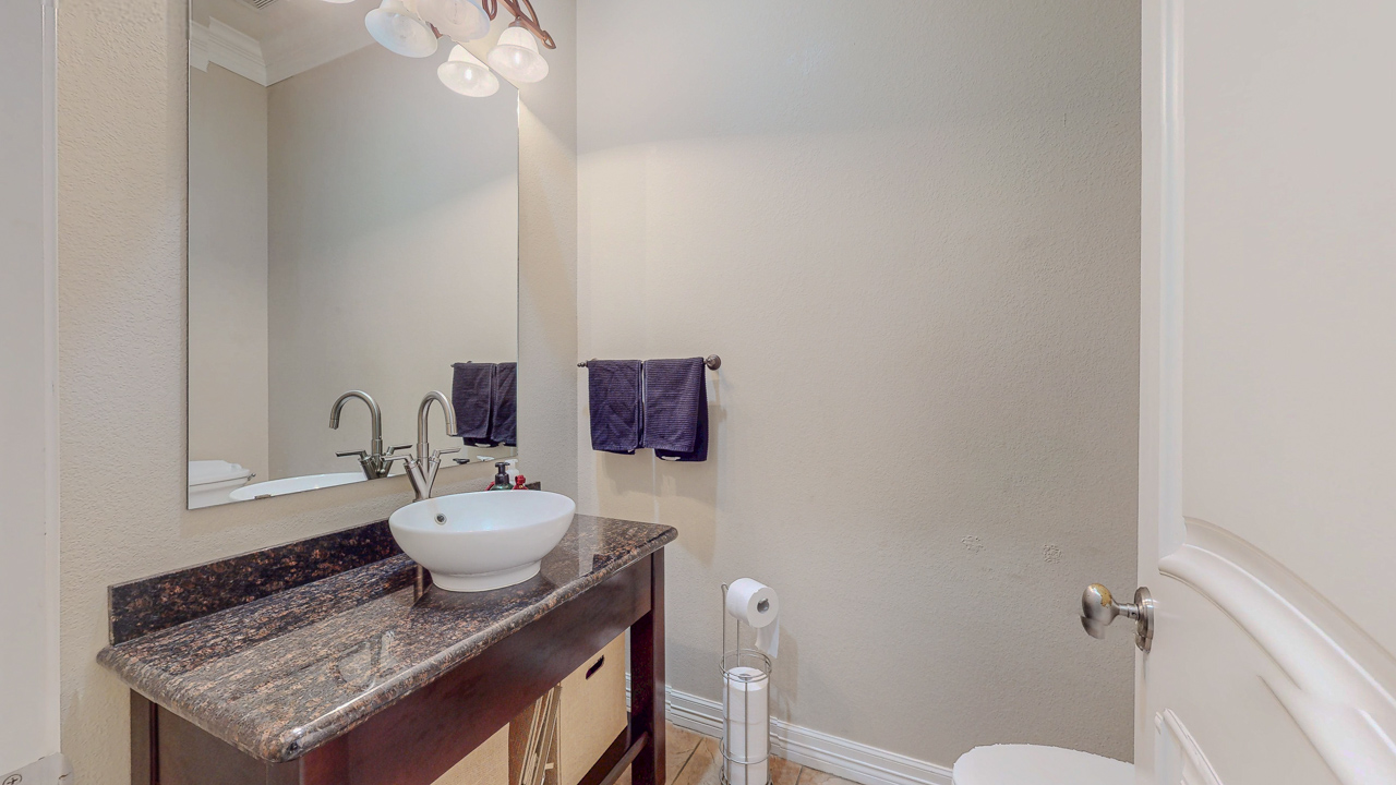 Orange, Texas, 77630, United States, 3 Bedrooms Bedrooms, ,5 BathroomsBathrooms,Residential,For Sale,1901539