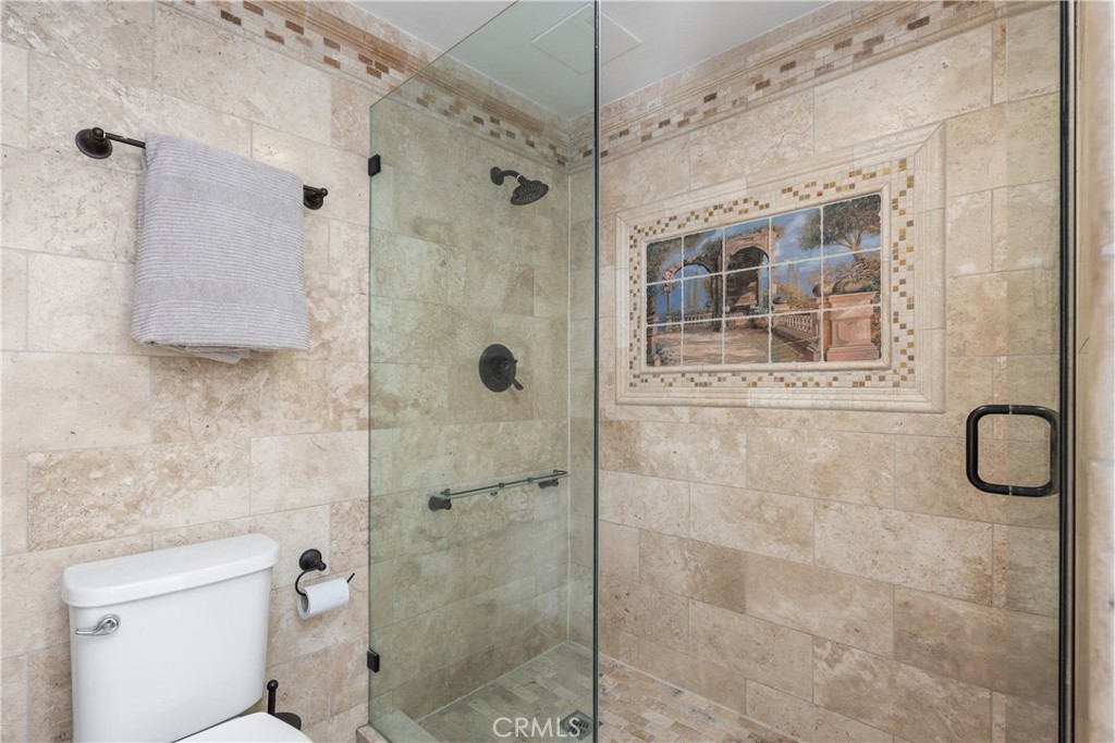 Long Beach, California, 90802, United States, 3 Bedrooms Bedrooms, ,2 BathroomsBathrooms,Residential,For Sale,1989203