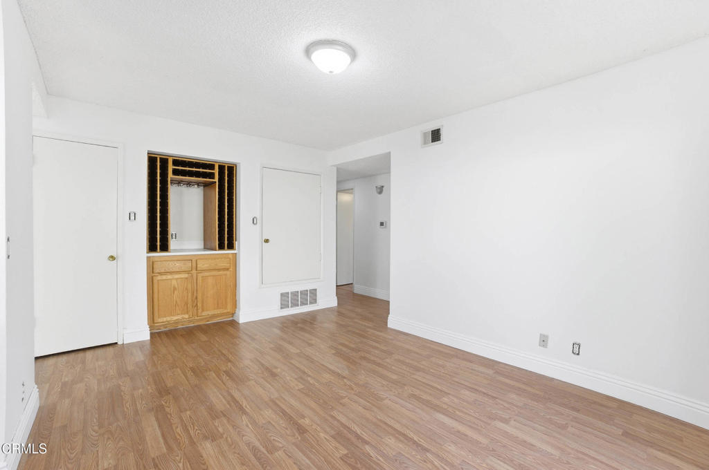 Ventura, California, 93004, United States, 3 Bedrooms Bedrooms, ,2 BathroomsBathrooms,Residential,For Sale,1995443