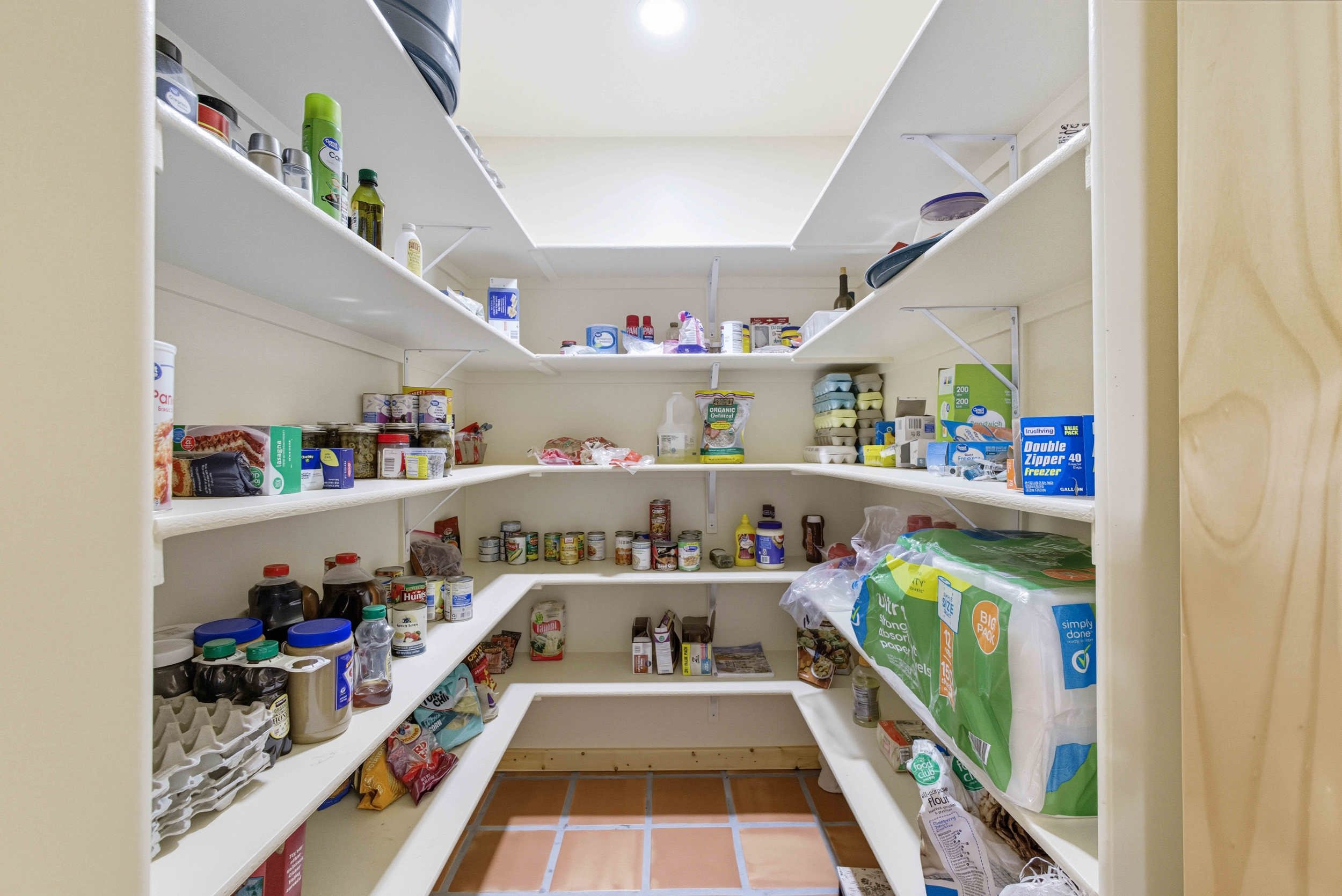 Veguita, New Mexico, 87062, United States, 4 Bedrooms Bedrooms, ,2 BathroomsBathrooms,Residential,For Sale,1974497