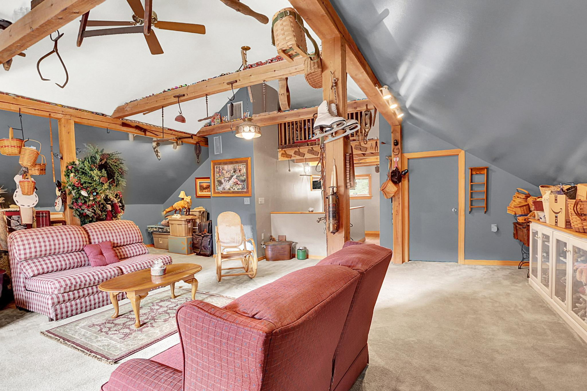 Thompsontown, Pennsylvania, 17094, United States, 4 Bedrooms Bedrooms, ,3 BathroomsBathrooms,Residential,For Sale,1981637