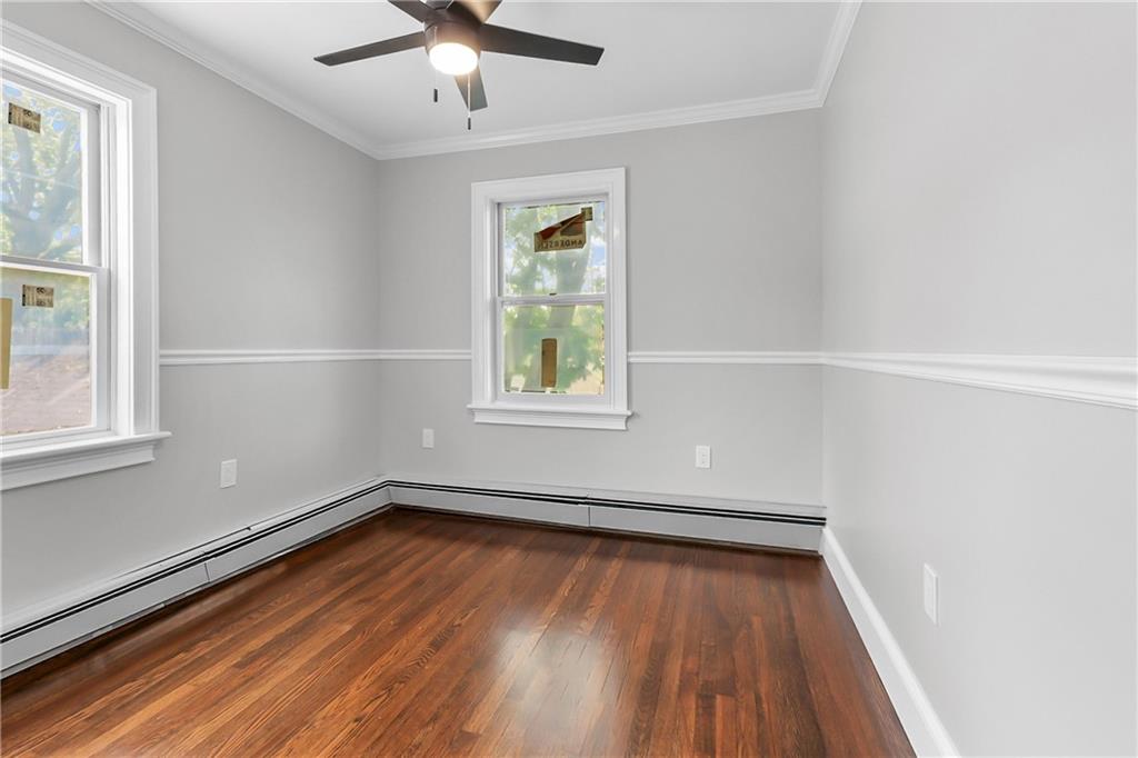 Warwick, Rhode Island, 02889, United States, 3 Bedrooms Bedrooms, ,2 BathroomsBathrooms,Residential,For Sale,1937520