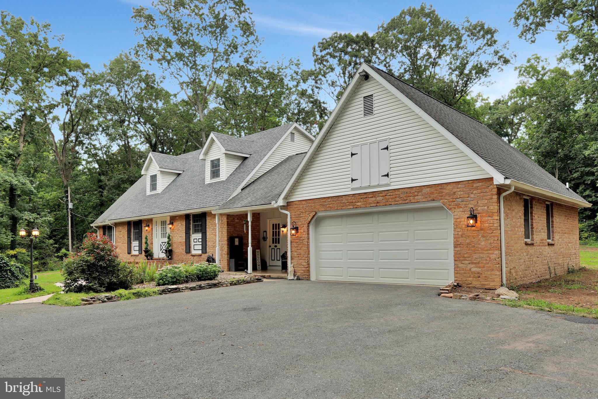 Mercersburg, Pennsylvania, 17236, United States, 4 Bedrooms Bedrooms, ,3 BathroomsBathrooms,Residential,For Sale,1978104