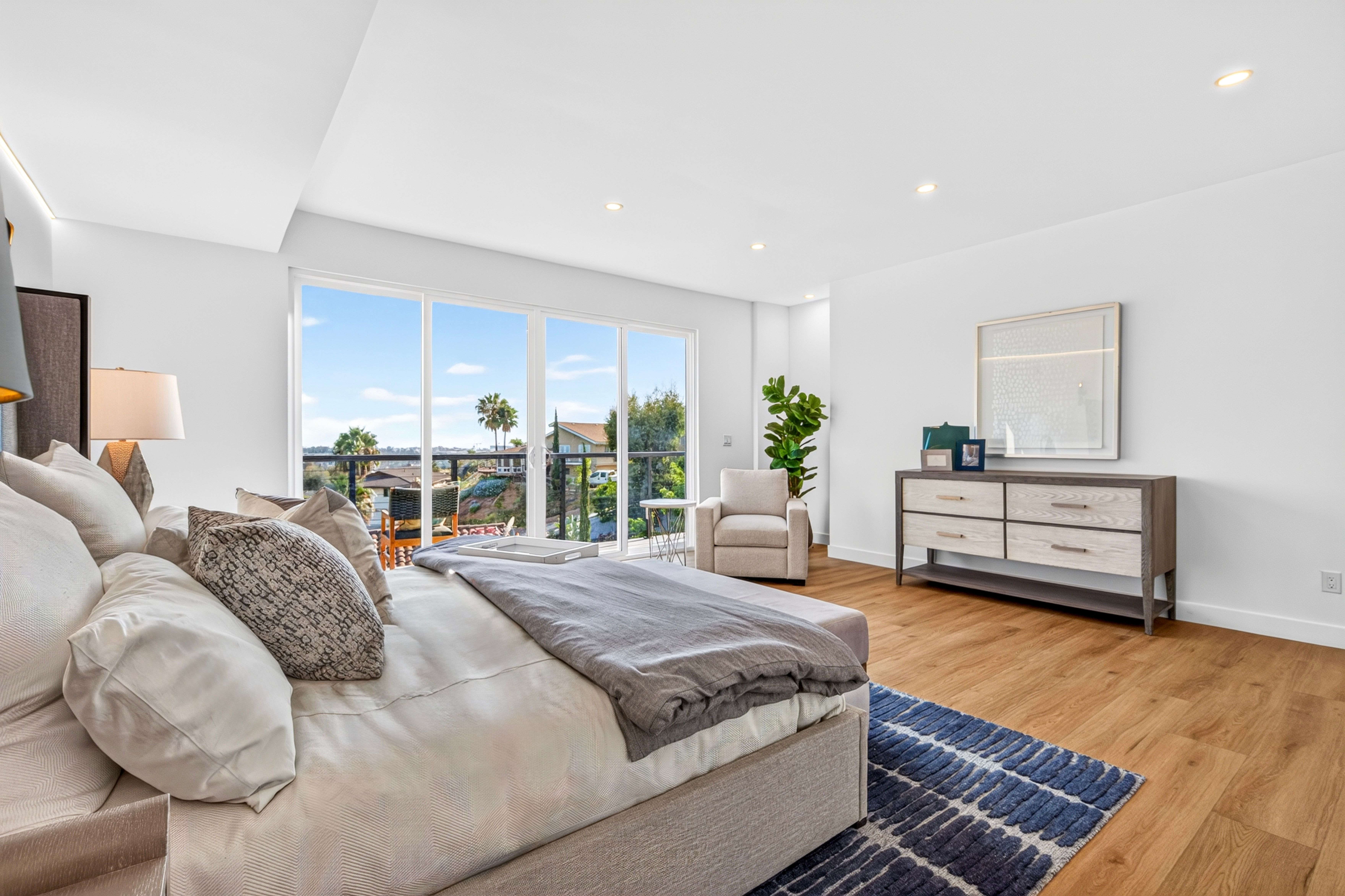  5873 Madra Ave, San Diego, CA 92120 - 物件實景