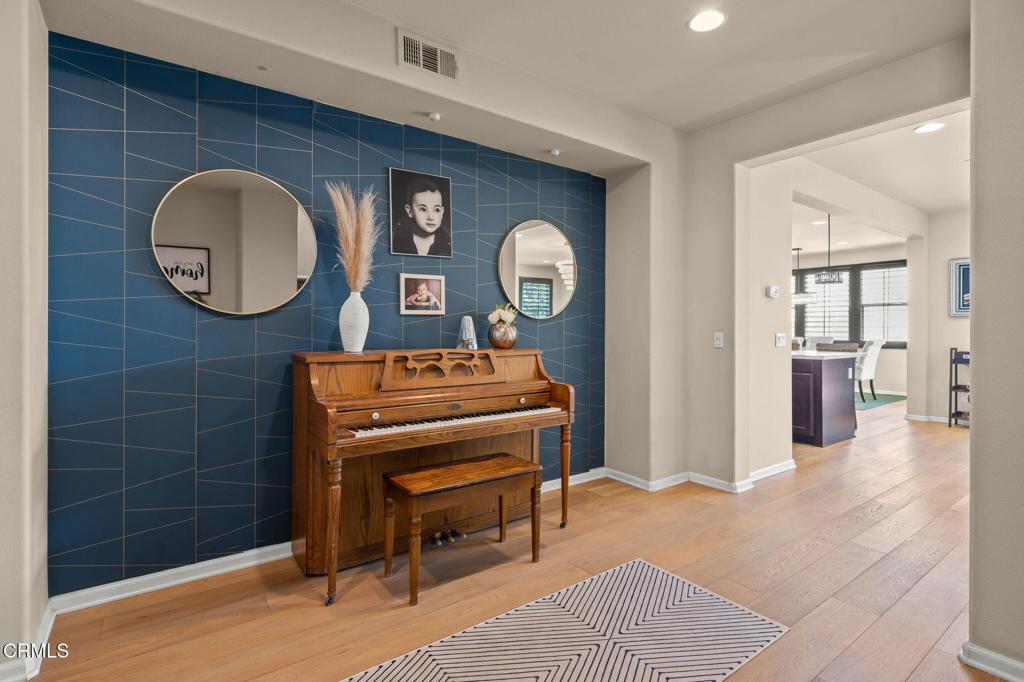 Azusa, California, 91702, United States, 4 Bedrooms Bedrooms, ,4 BathroomsBathrooms,Residential,For Sale,1987831