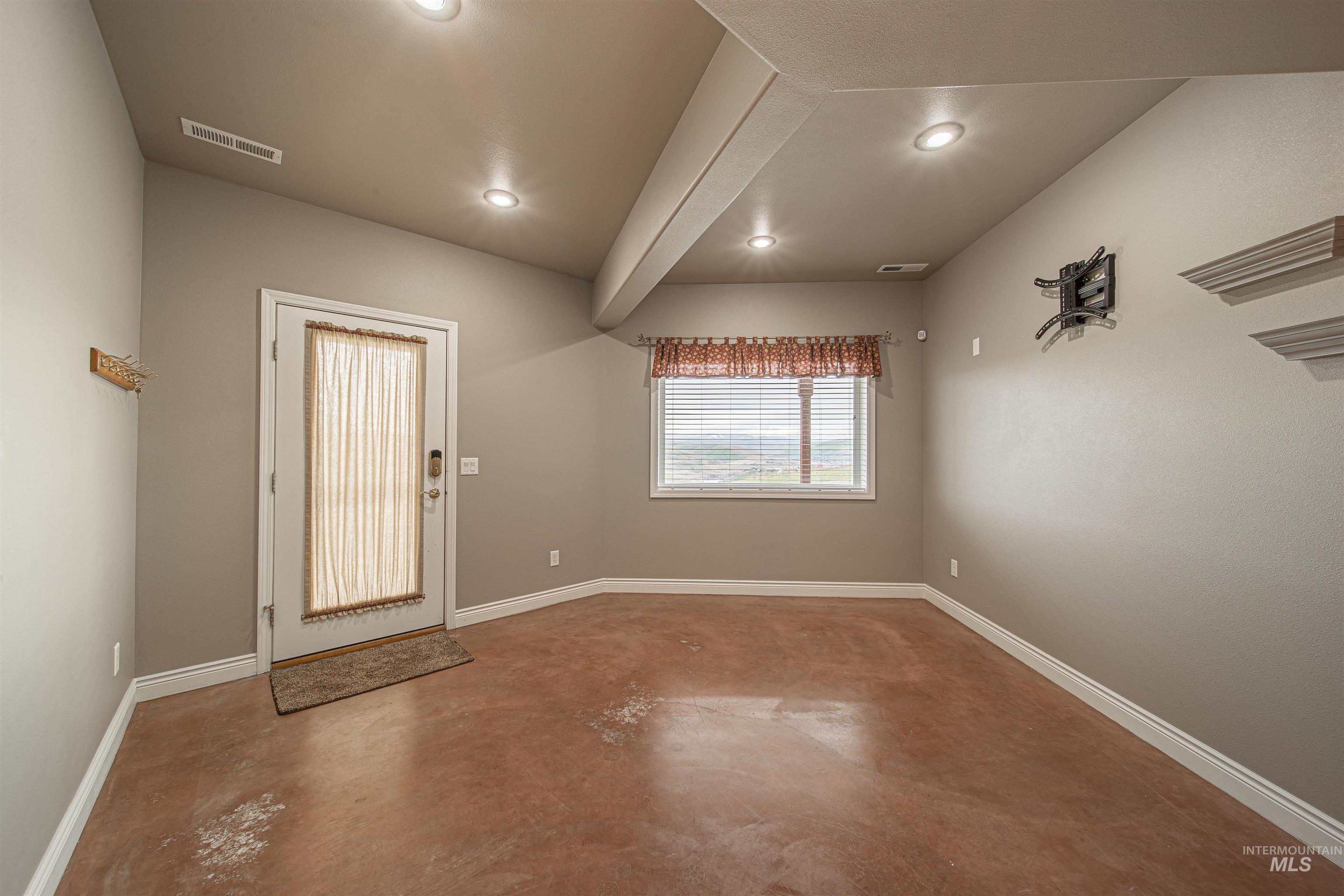 1993 & 1971 10th Ave, Clarkston, Washington, 99403, United States, 5 Bedrooms Bedrooms, ,Residential,For Sale,1993 & 1971 10th Ave,1616374