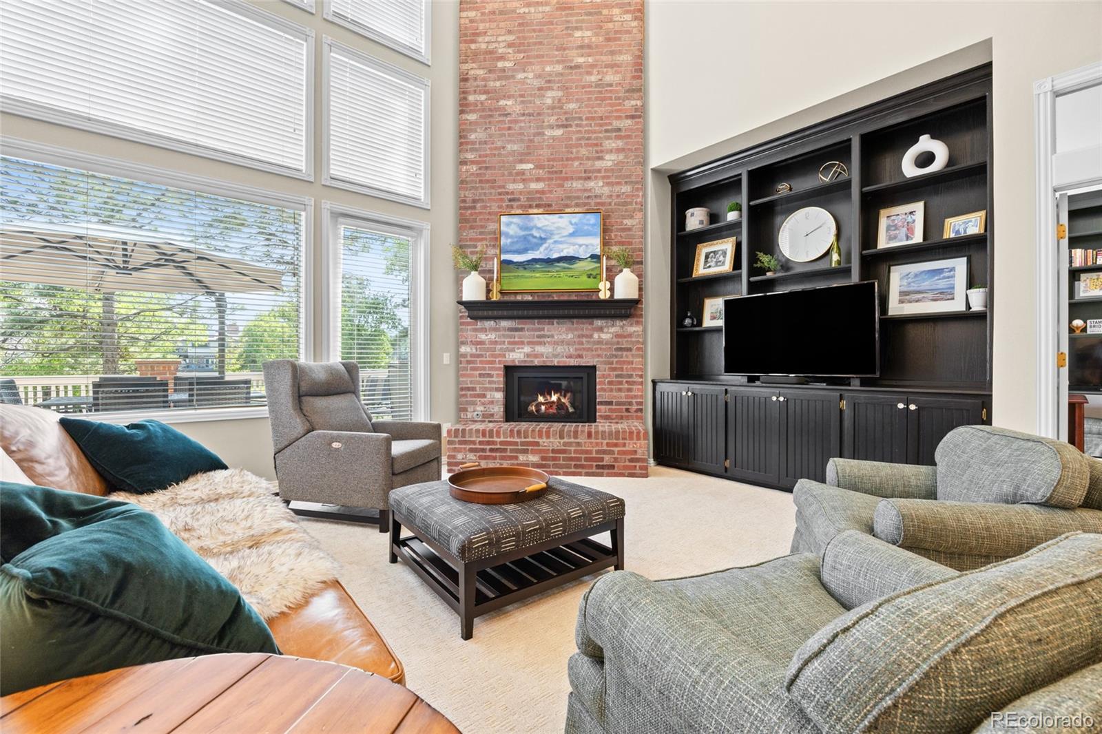 Littleton, Colorado, 80127, United States, 4 Bedrooms Bedrooms, ,4 BathroomsBathrooms,Residential,For Sale,1940937
