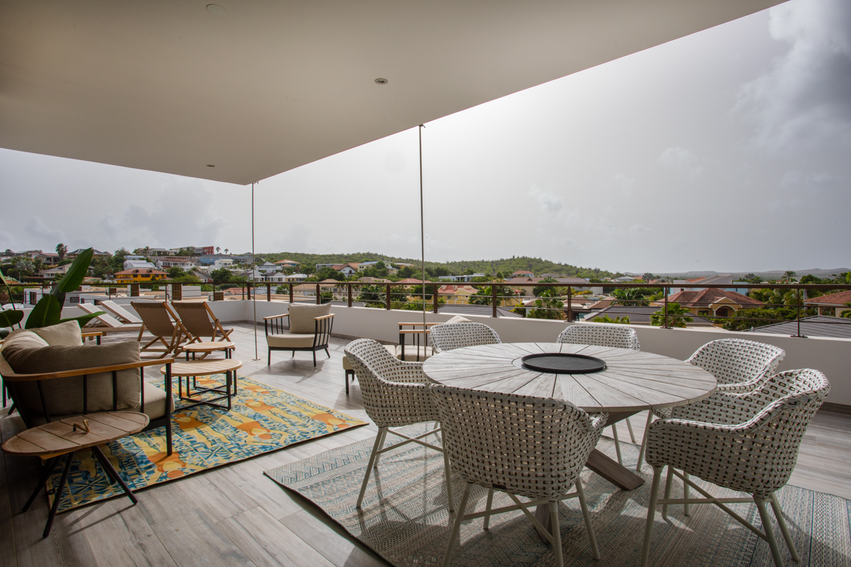 Jan Sofat, CW, 2 Bedrooms Bedrooms, ,2 BathroomsBathrooms,Residential,For Sale,1752587
