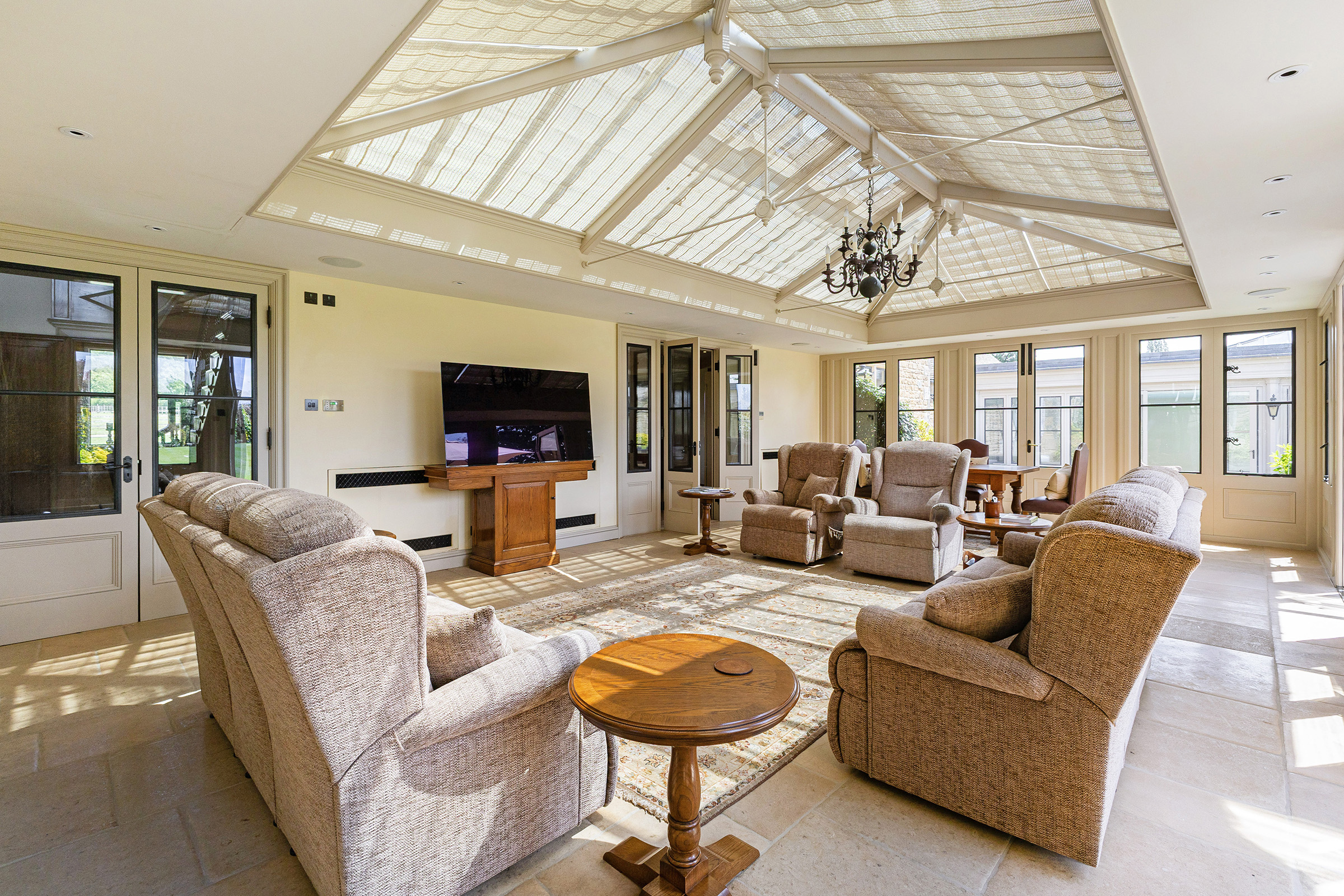  An Impressive Country Estate with Indoor Pool and Equestrian Facilities - 物件實景
