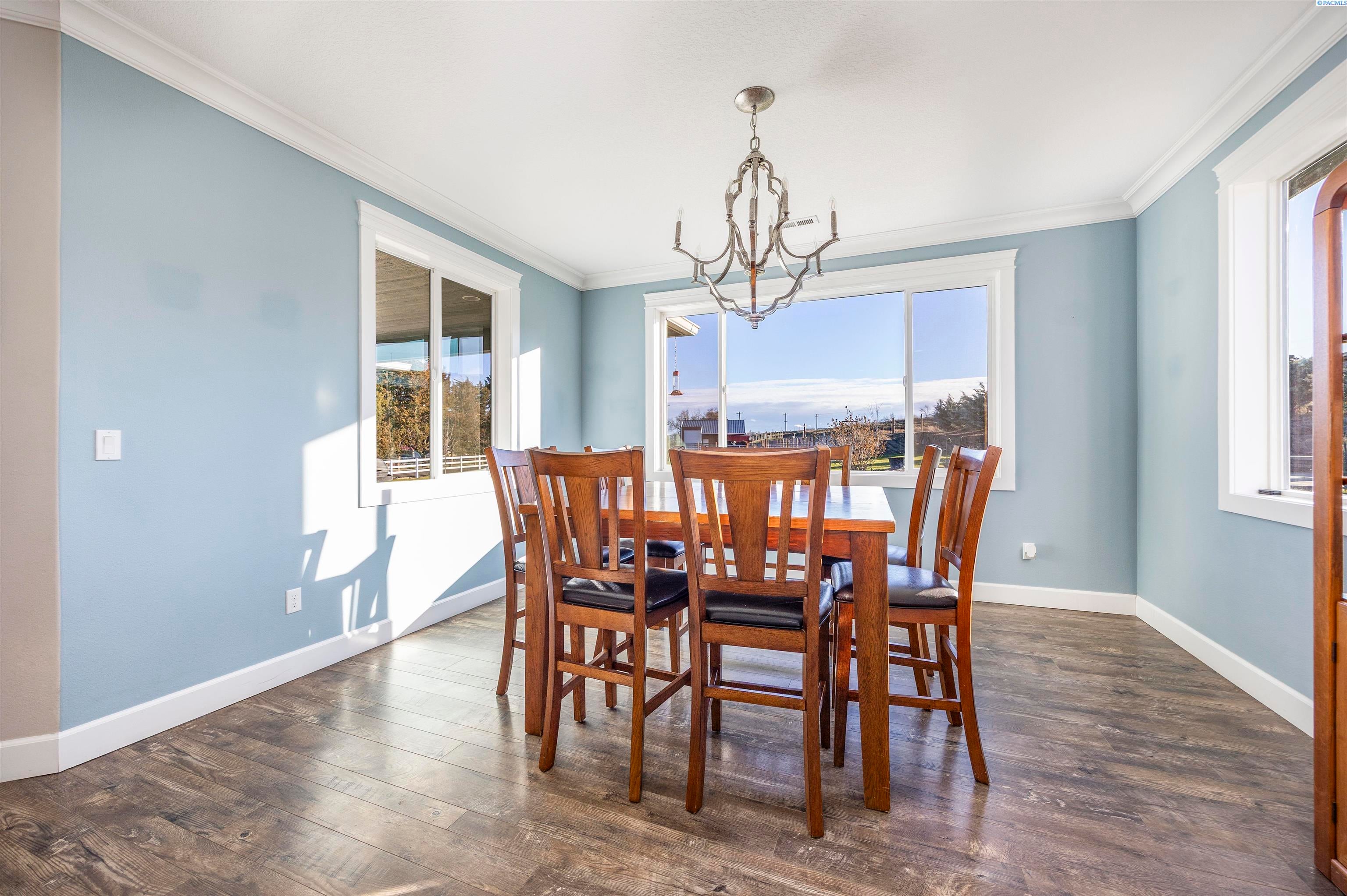West Richland, Washington, 99353, United States, 3 Bedrooms Bedrooms, ,3 BathroomsBathrooms,Residential,For Sale,2038482